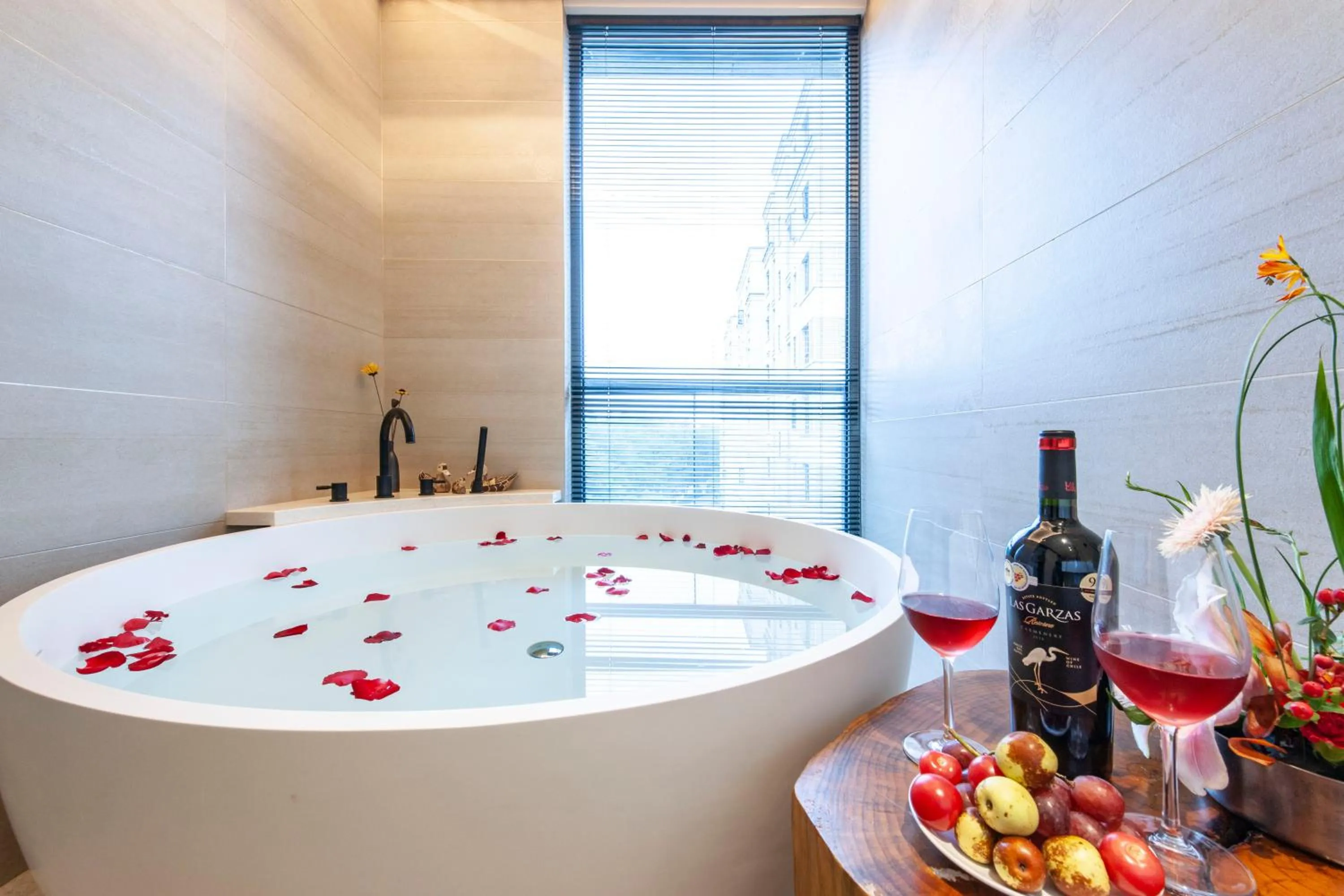 Food and drinks in SSAW Boutique Hotel Hangzhou Liangyun