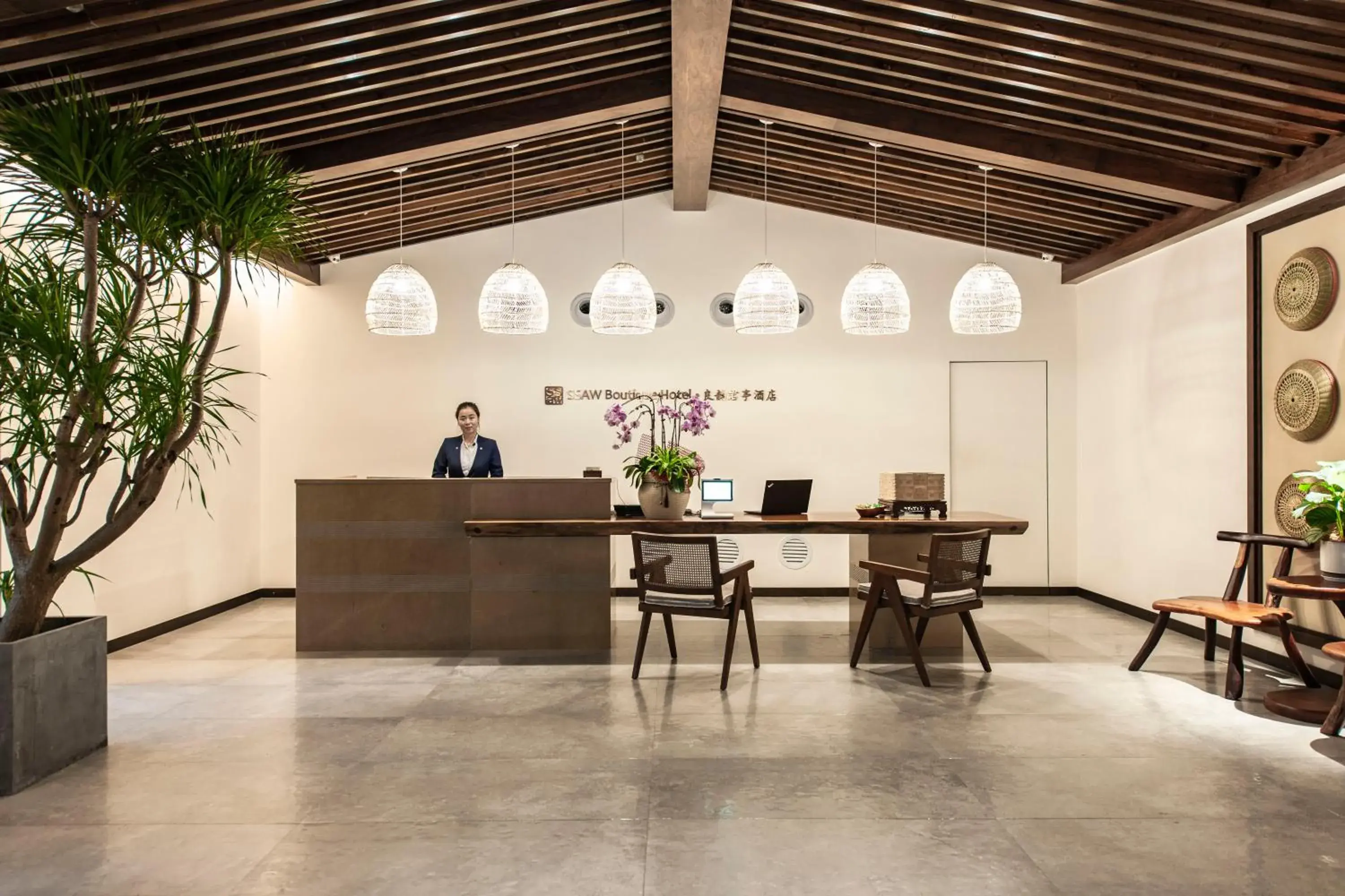 Lobby or reception in SSAW Boutique Hotel Hangzhou Liangyun Lobby or reception in SSAW Boutique Hotel Hangzhou Liangyun