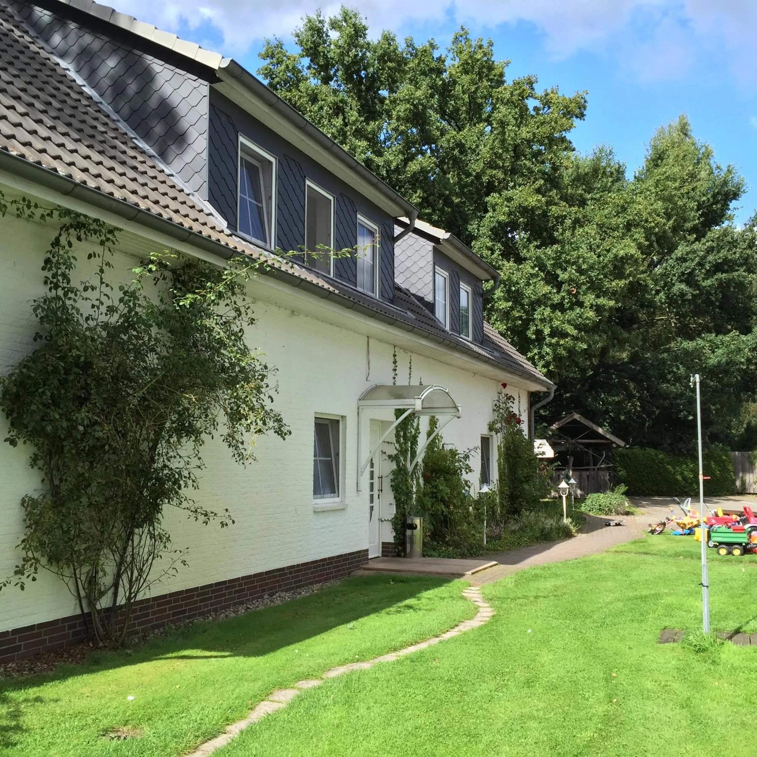 Property building in Wolterdinger Hof