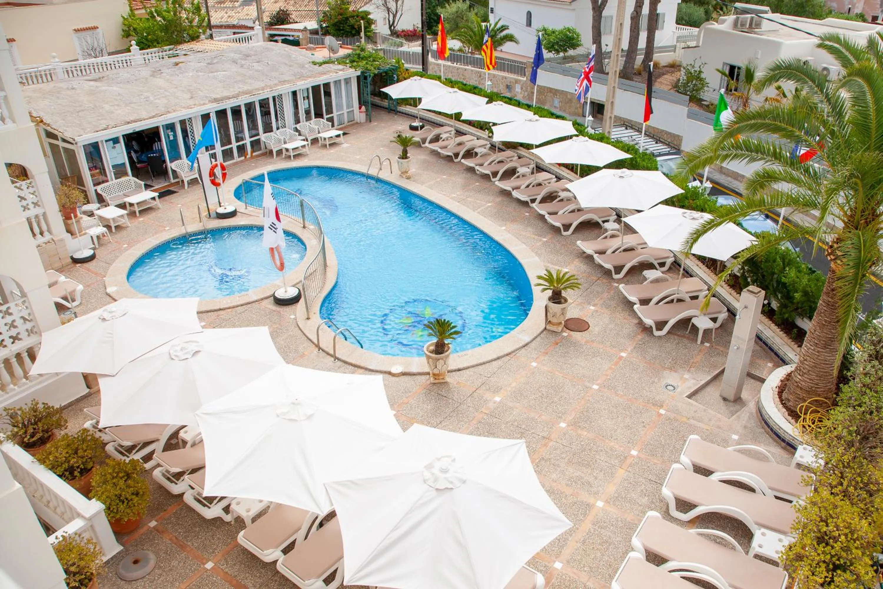 Pool view in Atalaya Bosque Apartamentos
