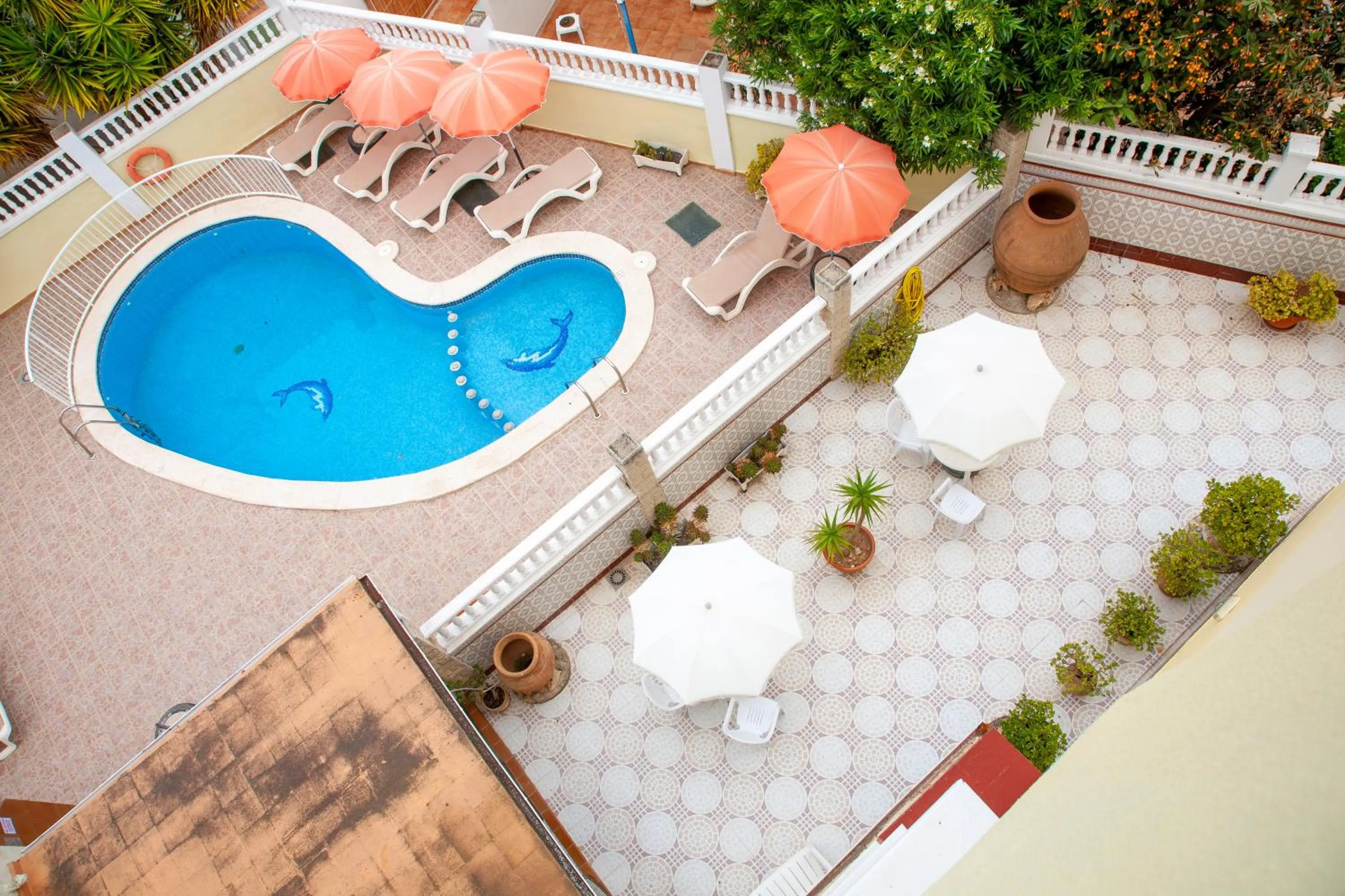 Facade/entrance in Bonaire Paguera
