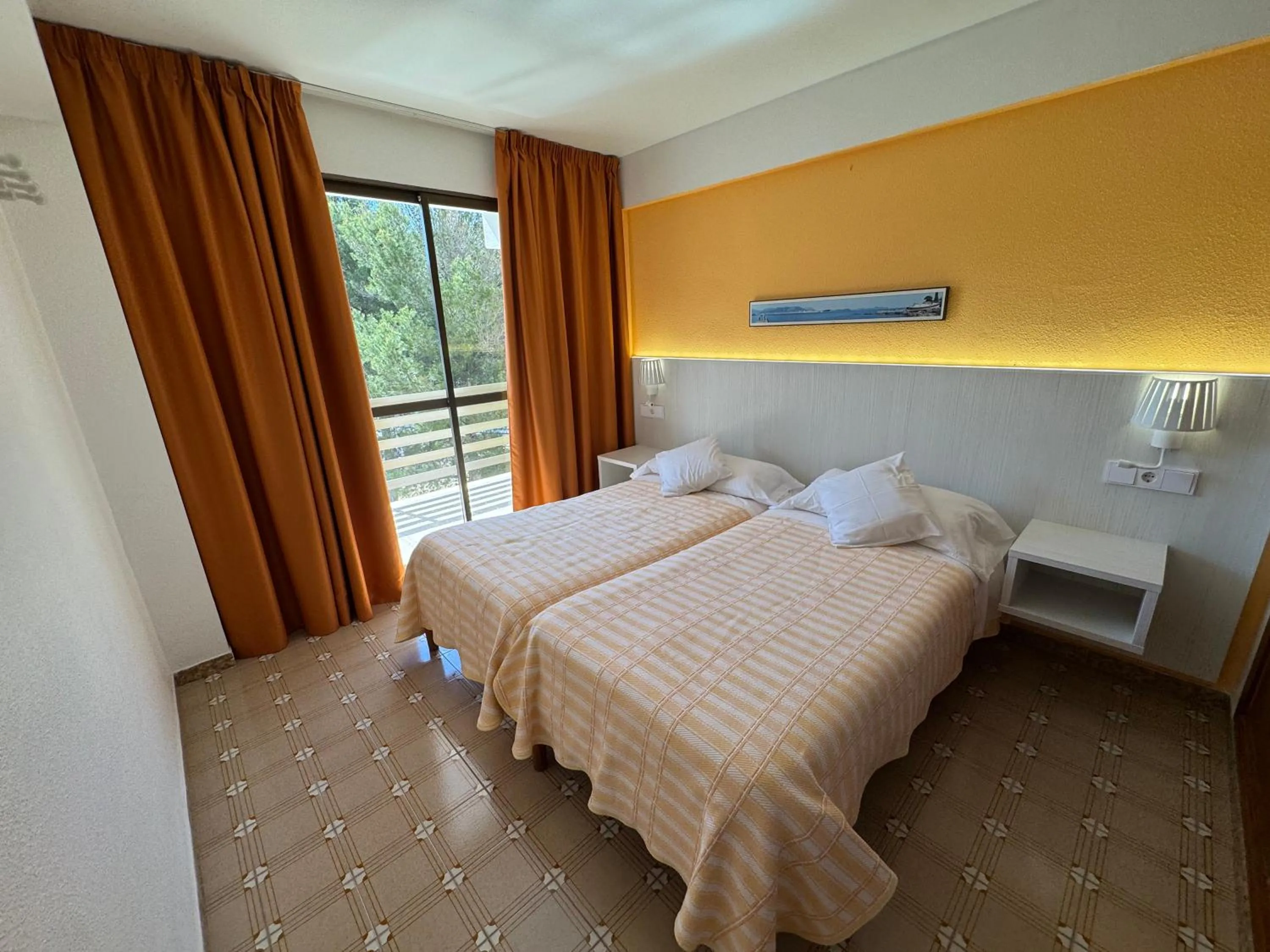 Bed in Bon Aire Apartamentos