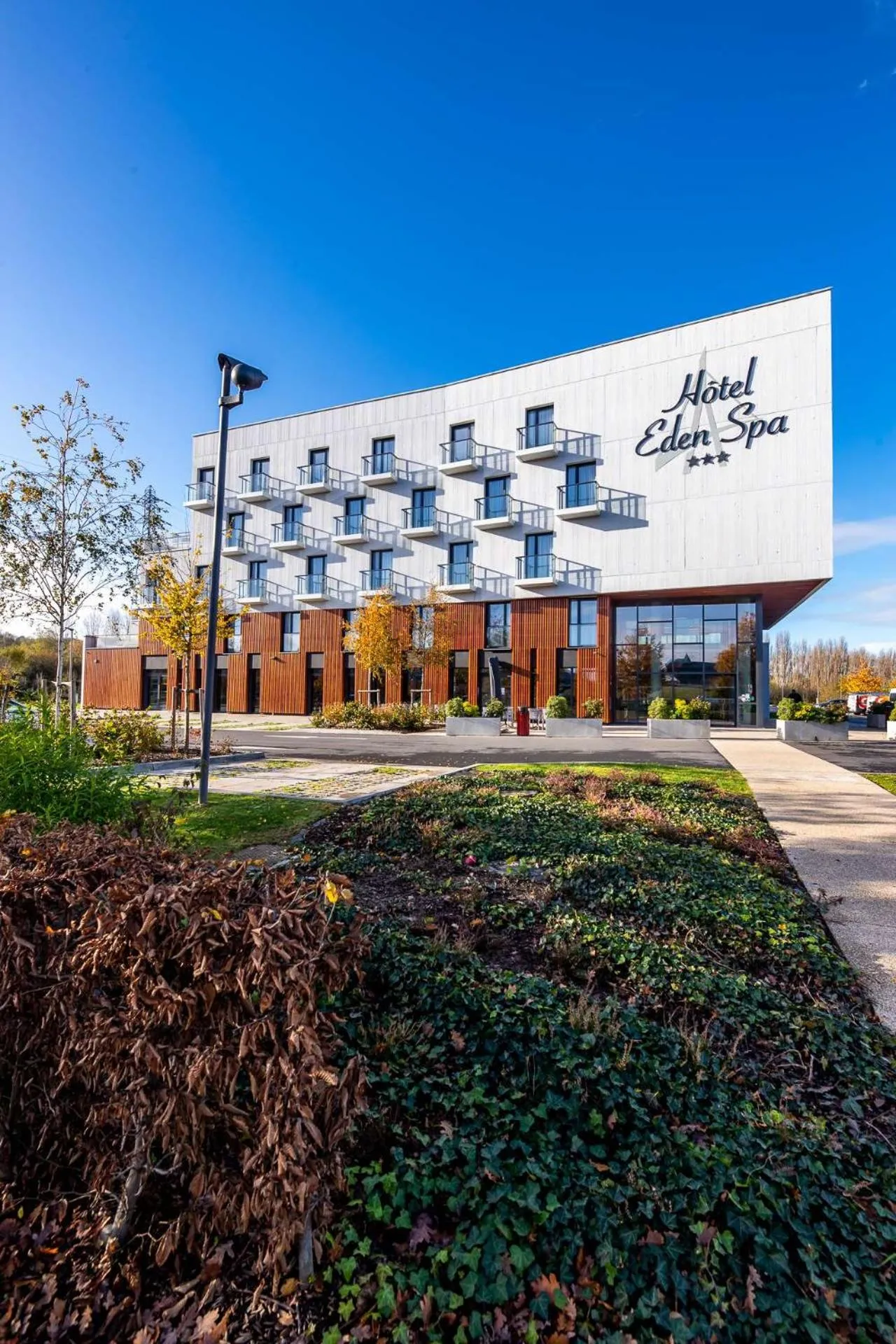 Property building in Brit Hotel Eden SPA Honfleur