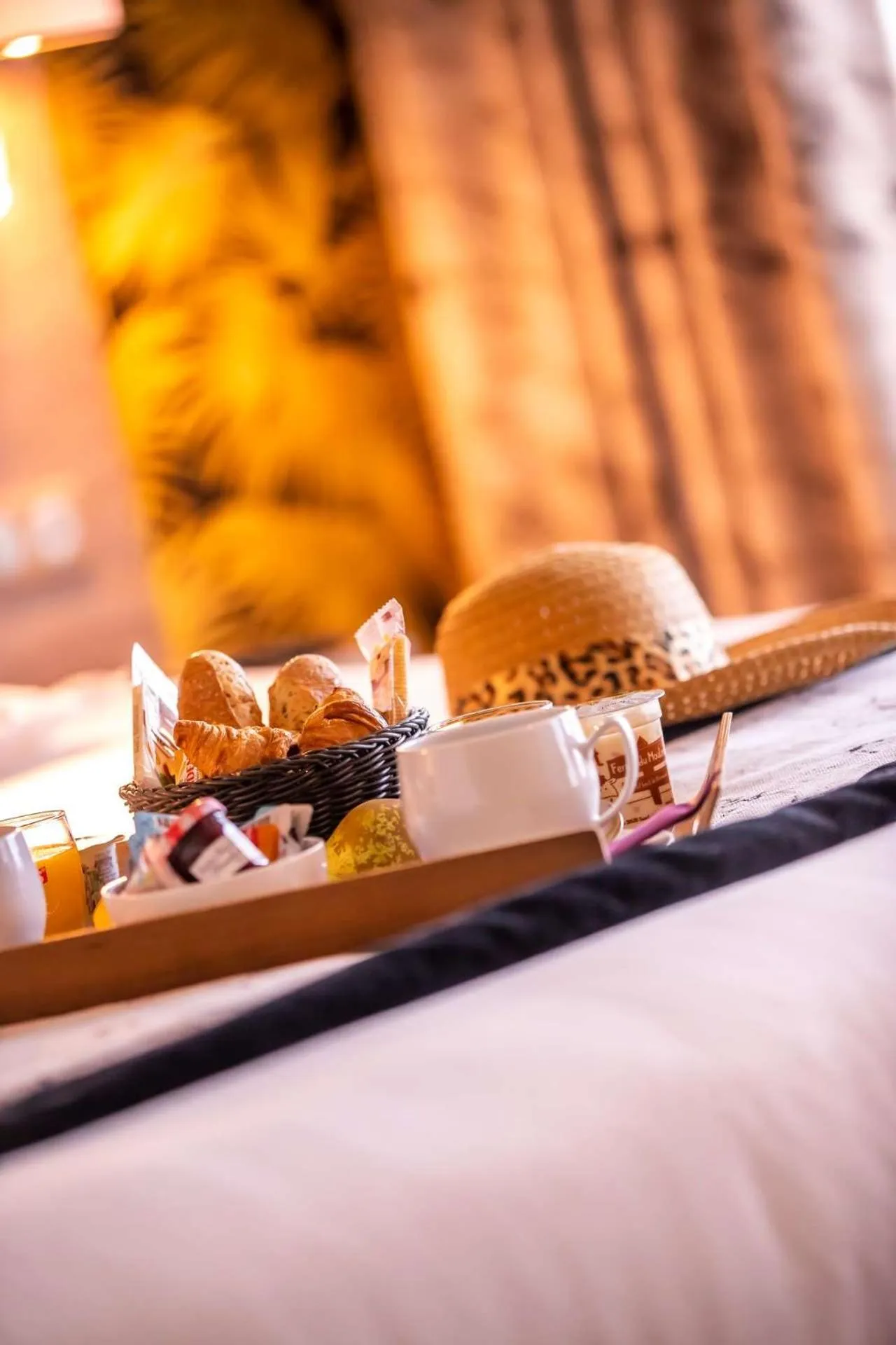 Food and drinks in Brit Hotel Eden SPA Honfleur