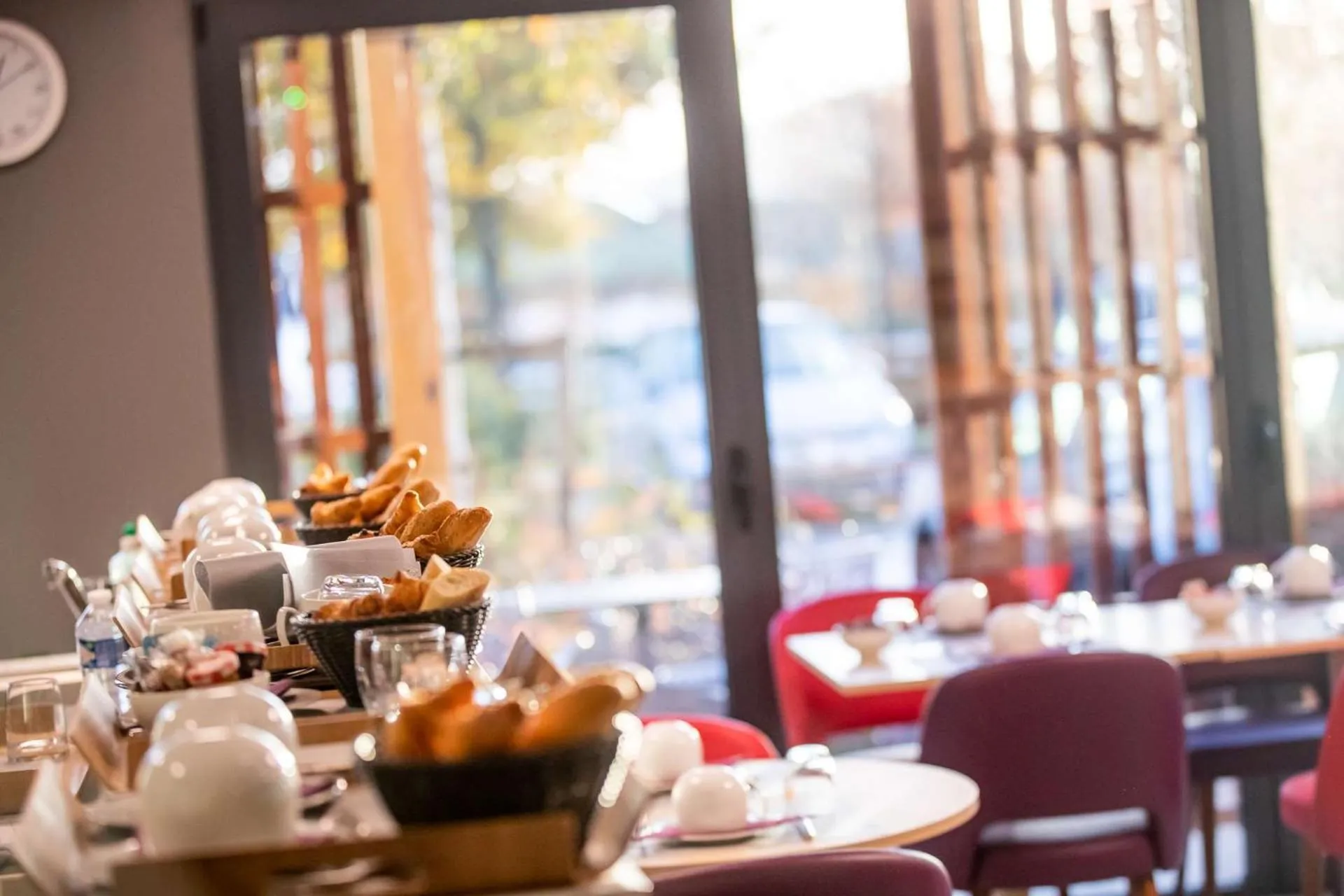 Breakfast in Brit Hotel Eden SPA Honfleur