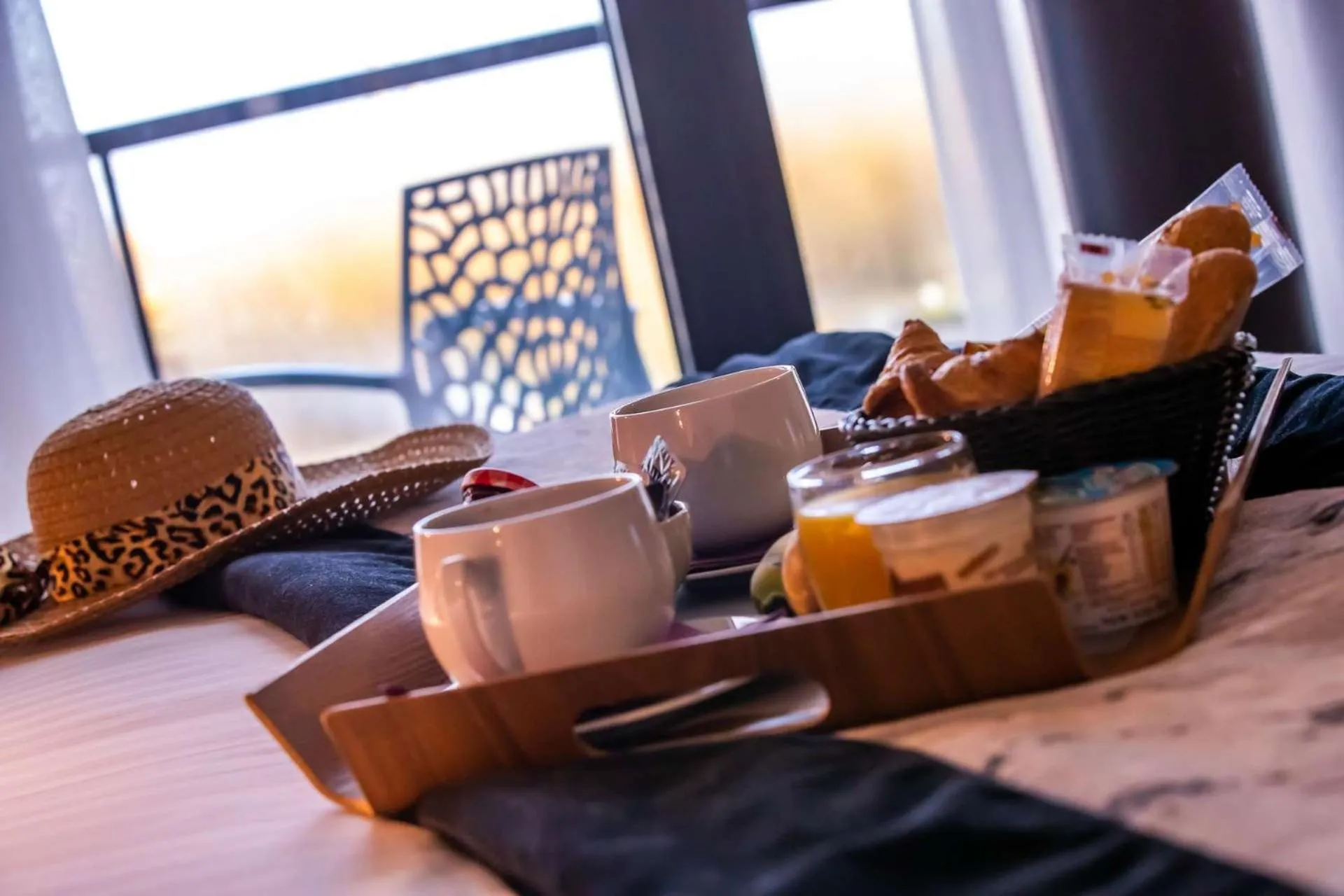 Food and drinks in Brit Hotel Eden SPA Honfleur