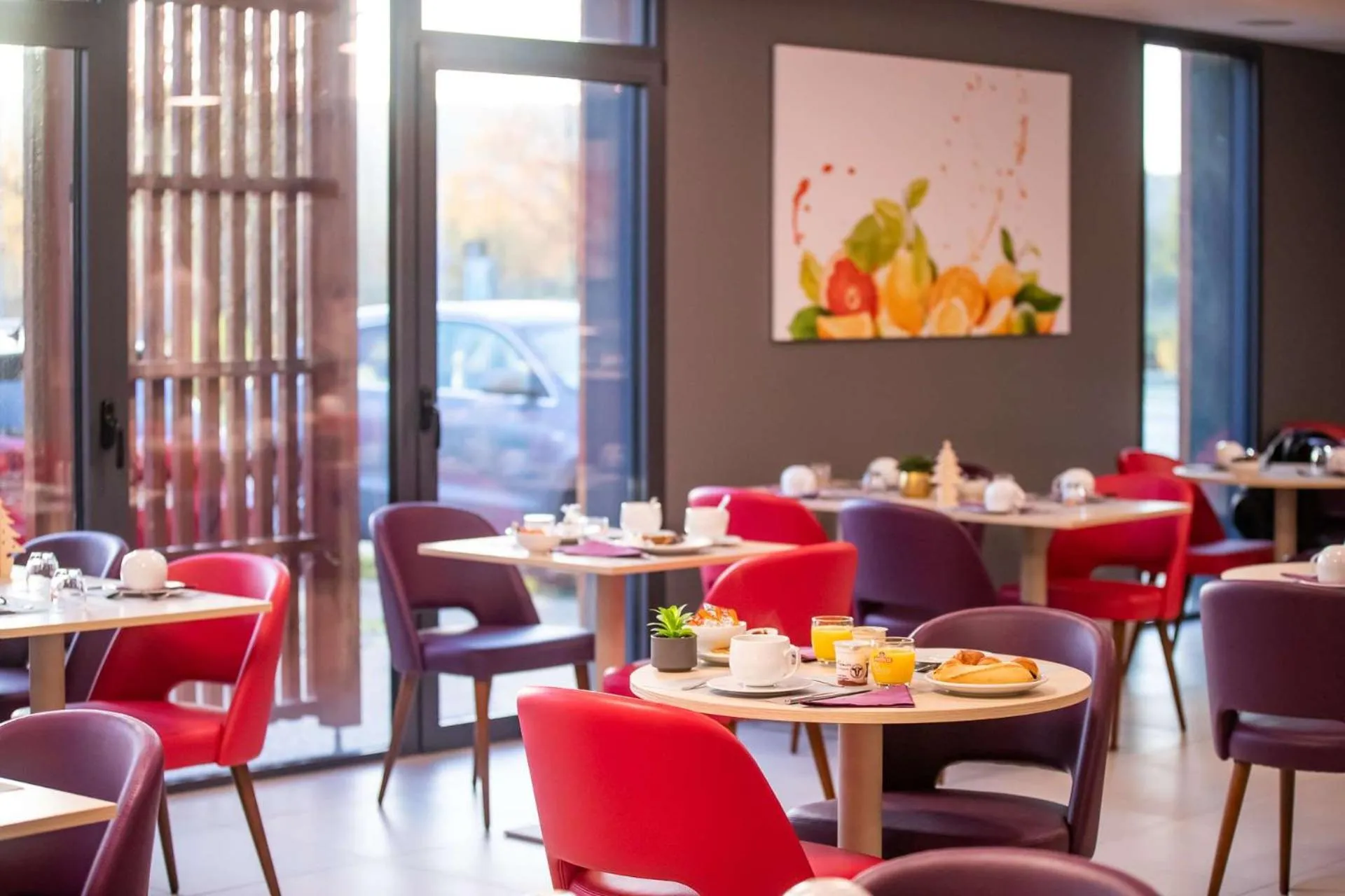 Breakfast in Brit Hotel Eden SPA Honfleur