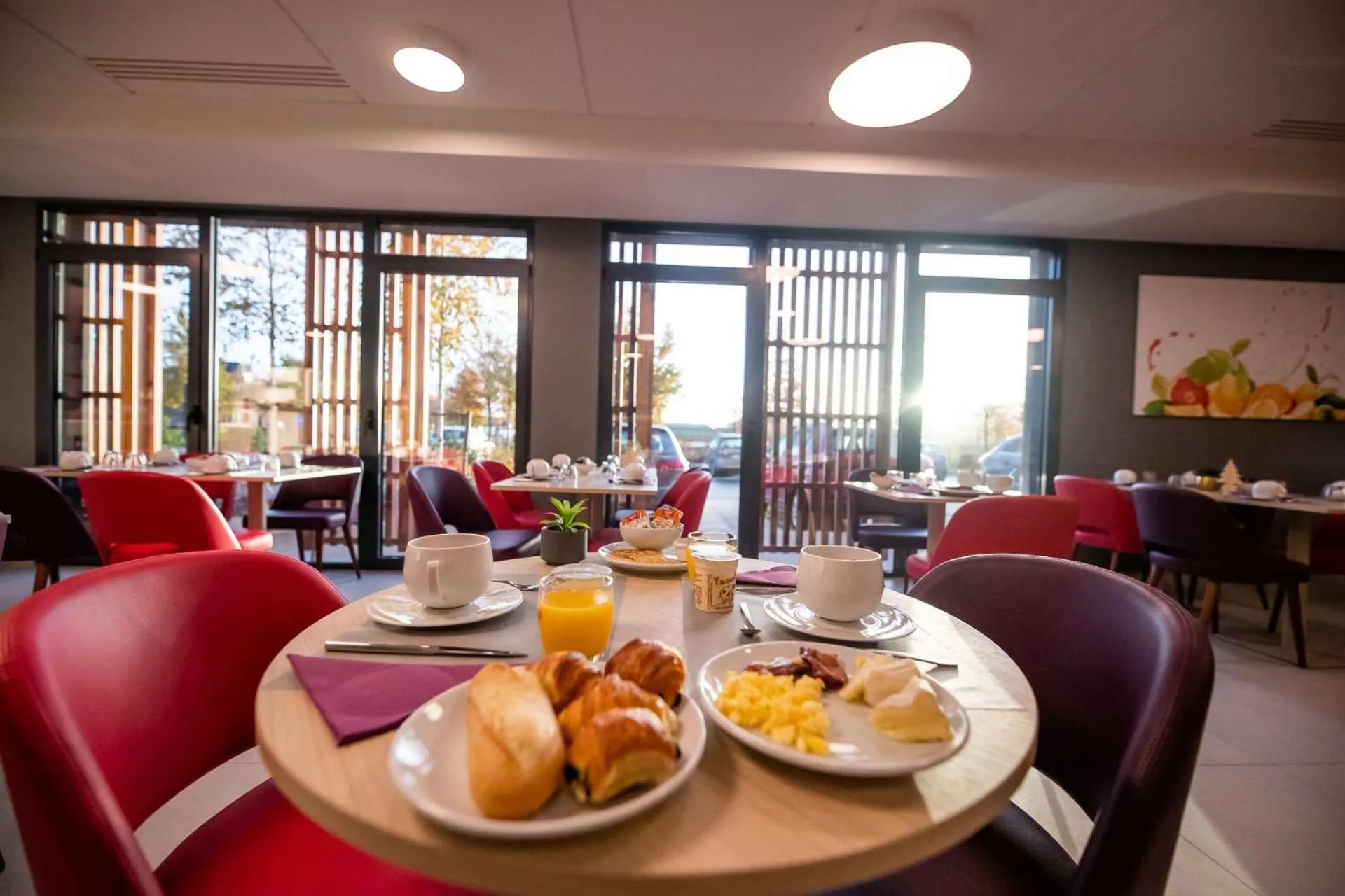 Breakfast in Brit Hotel Eden SPA Honfleur