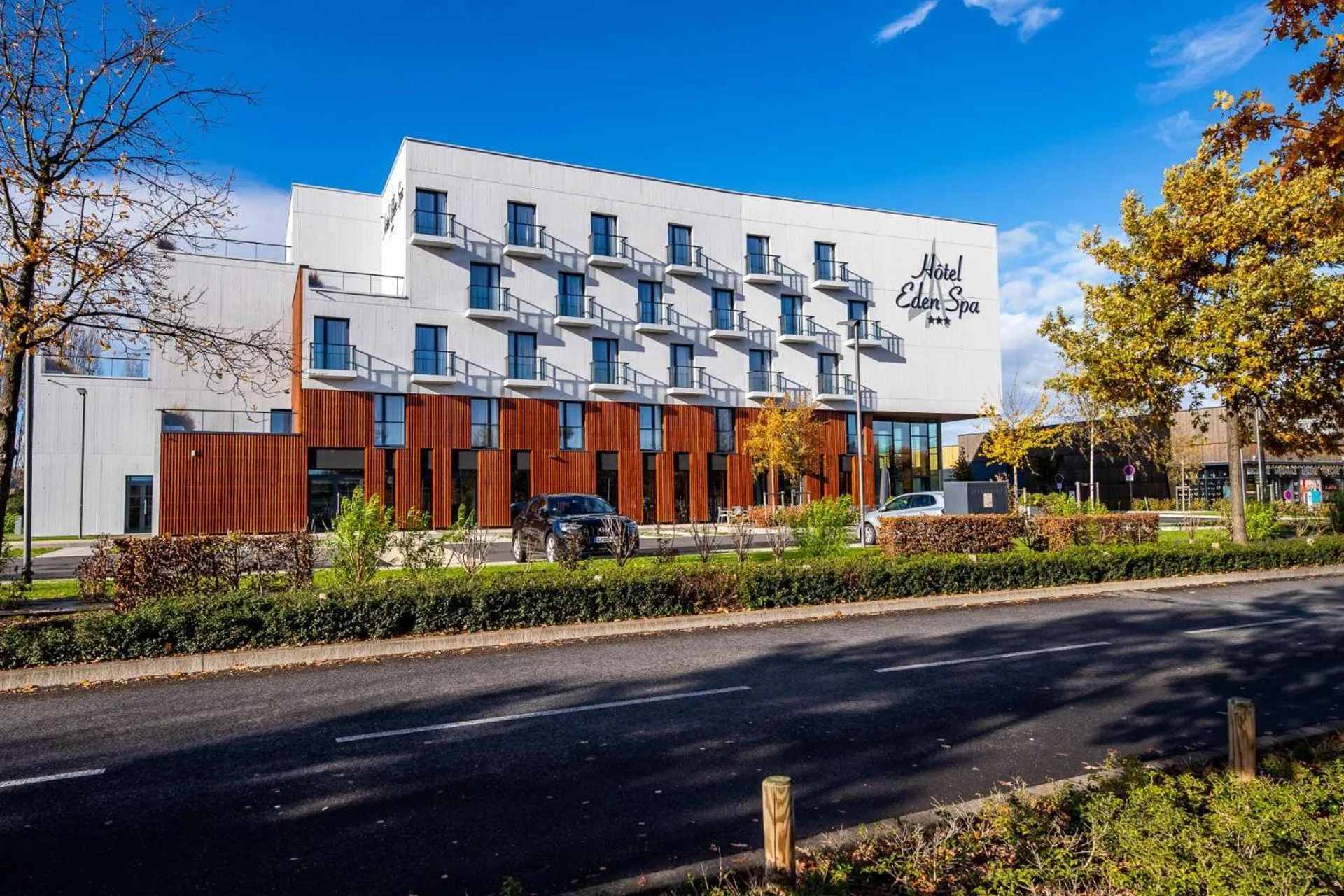 Property building in Brit Hotel Eden SPA Honfleur