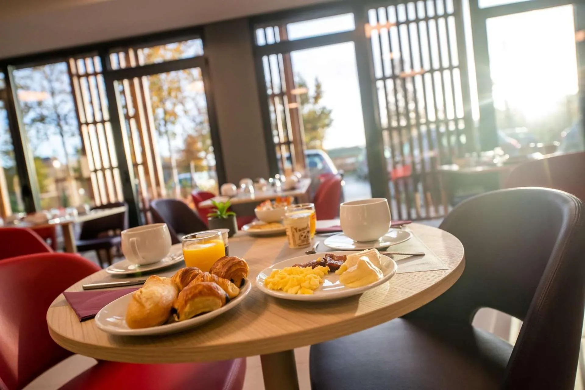 Breakfast in Brit Hotel Eden SPA Honfleur