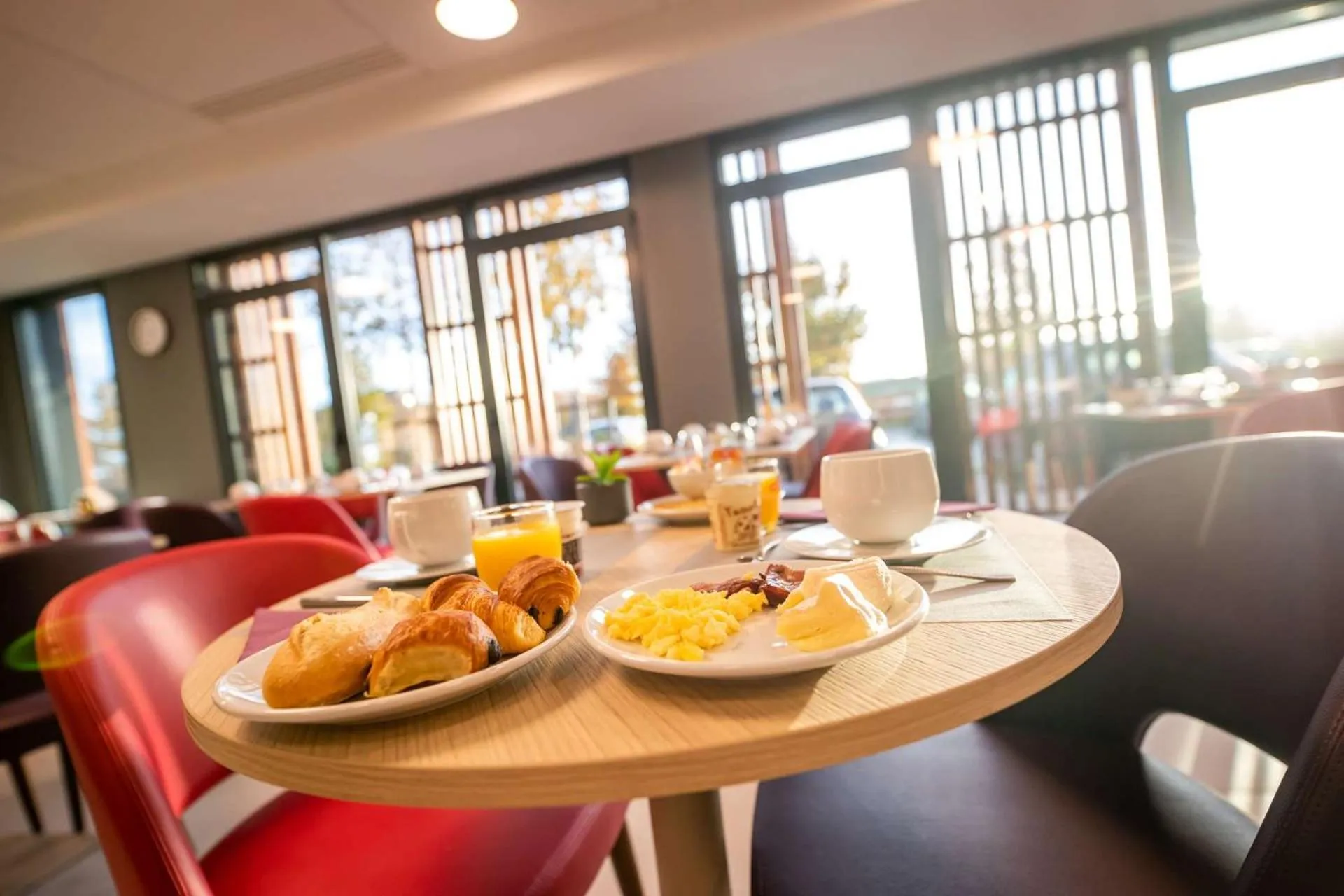 Breakfast in Brit Hotel Eden SPA Honfleur