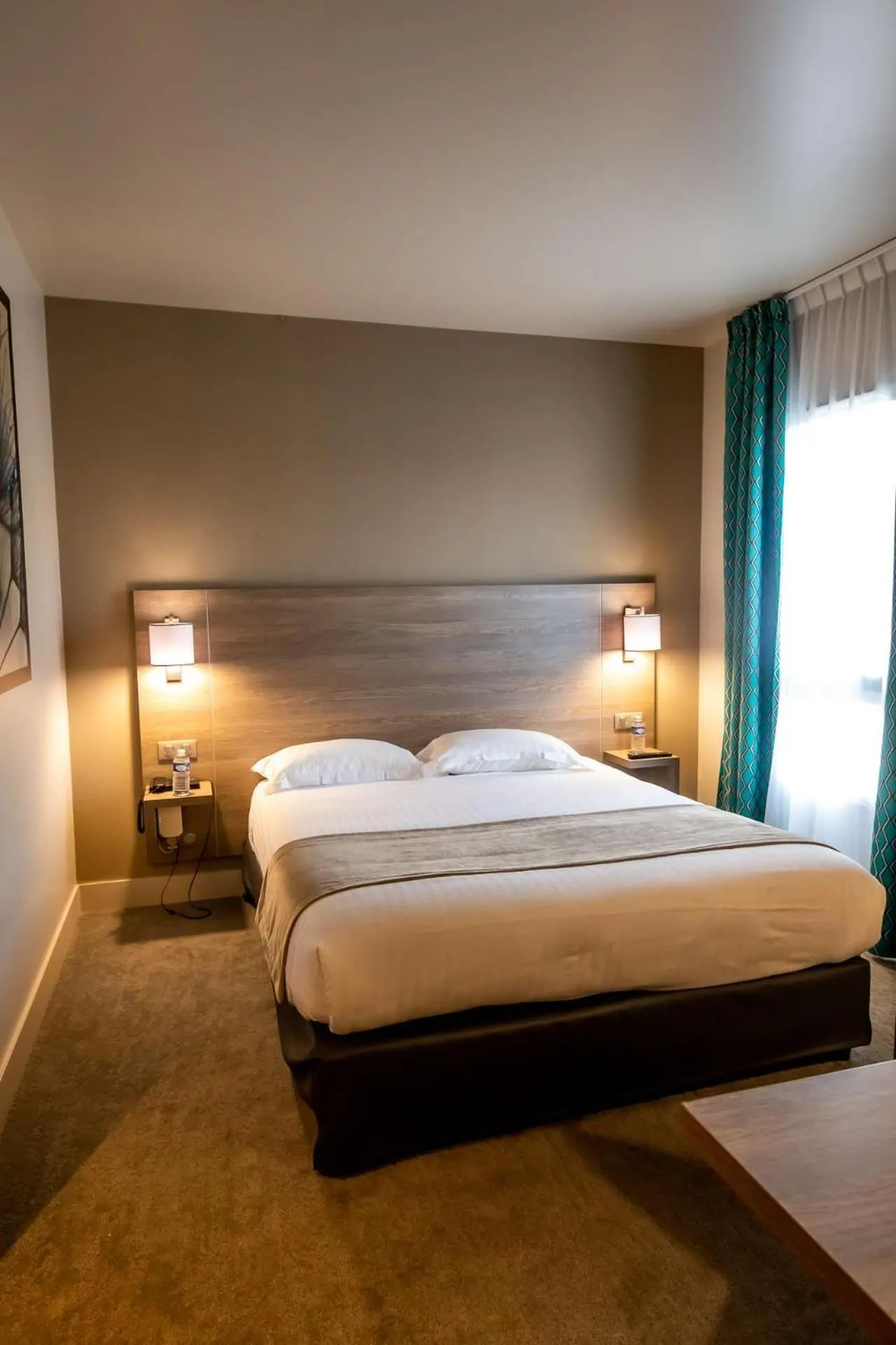 Bedroom, Bed in Brit Hotel Eden SPA Honfleur