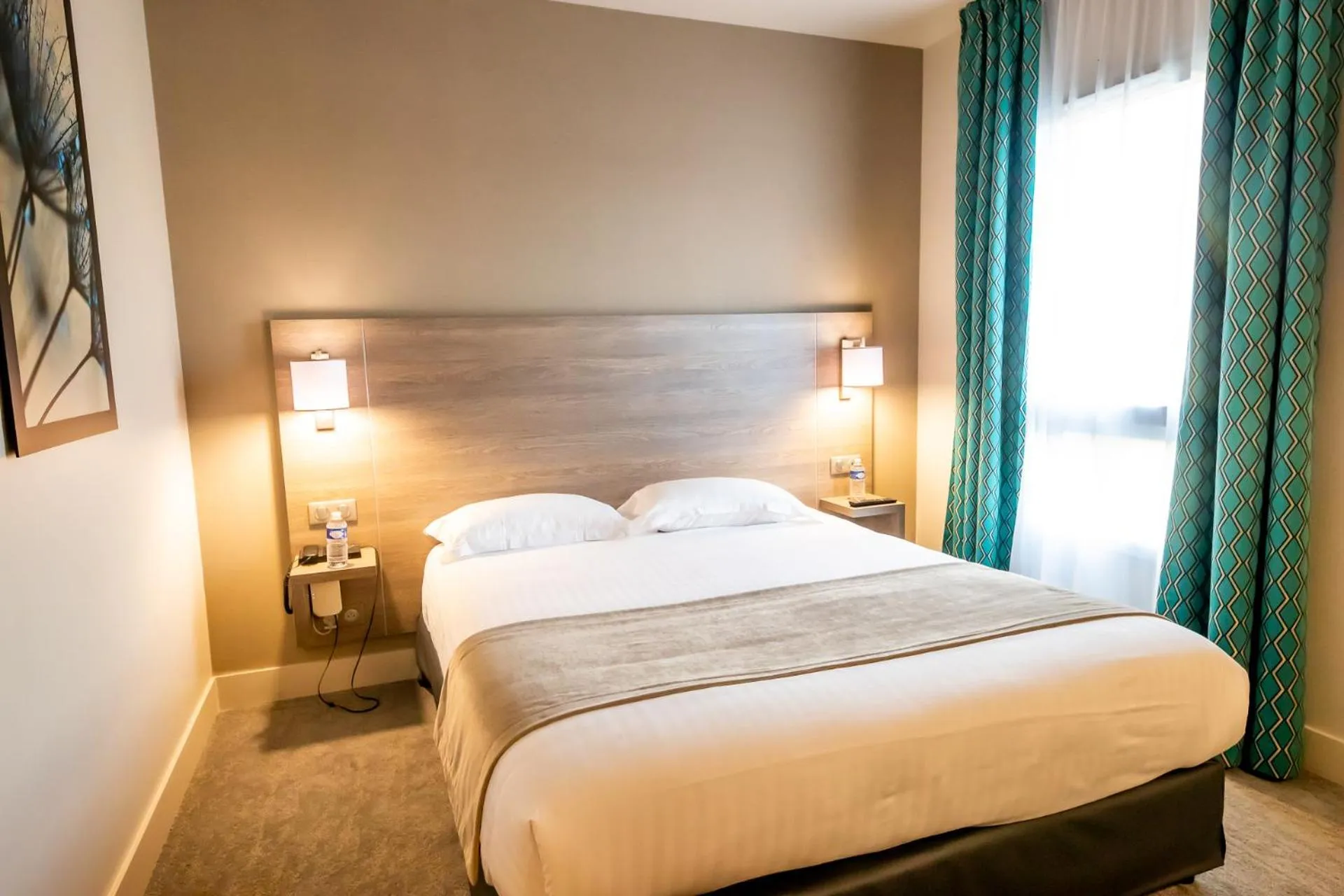 Bed in Best Western Eden SPA