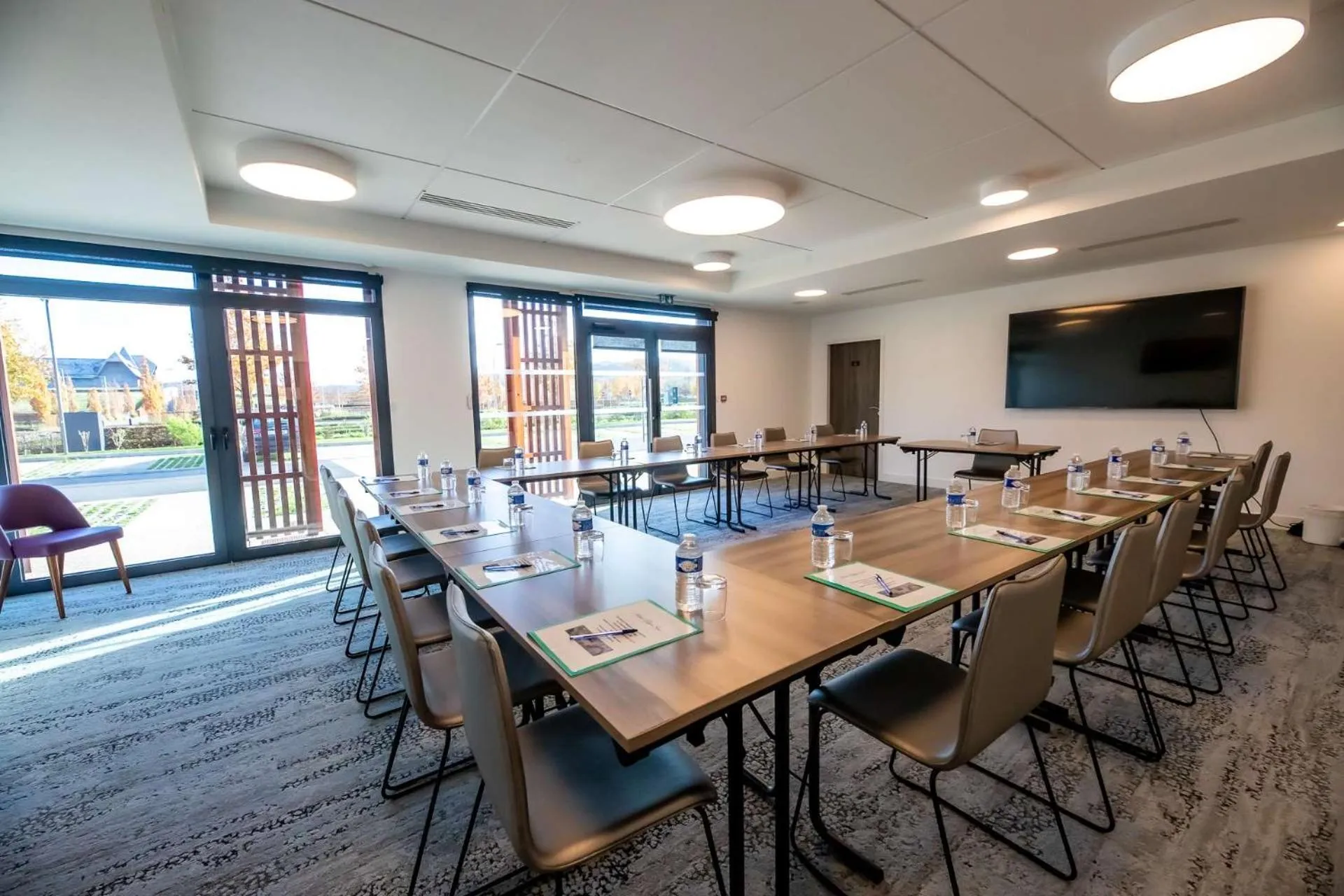 Meeting/conference room in Brit Hotel Eden SPA Honfleur