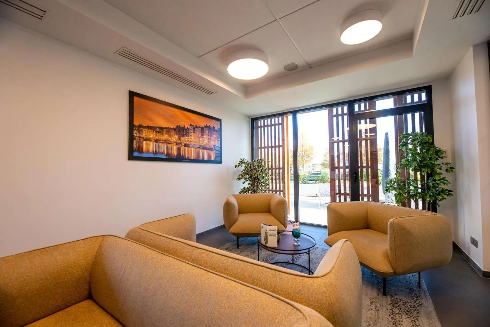 Lobby or reception in Brit Hotel Eden SPA Honfleur