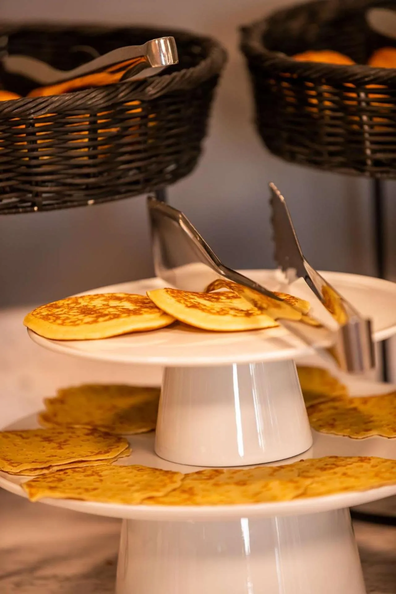 Breakfast in Brit Hotel Eden SPA Honfleur