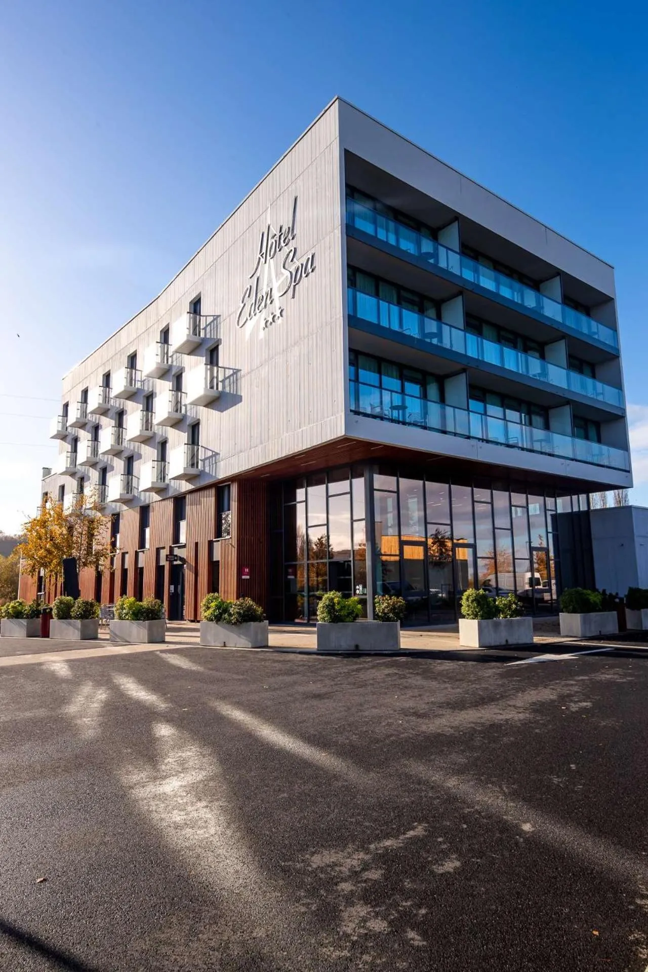 Property building in Brit Hotel Eden SPA Honfleur