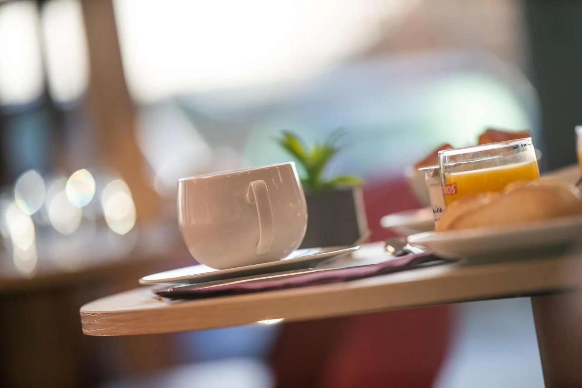 Breakfast in Brit Hotel Eden SPA Honfleur