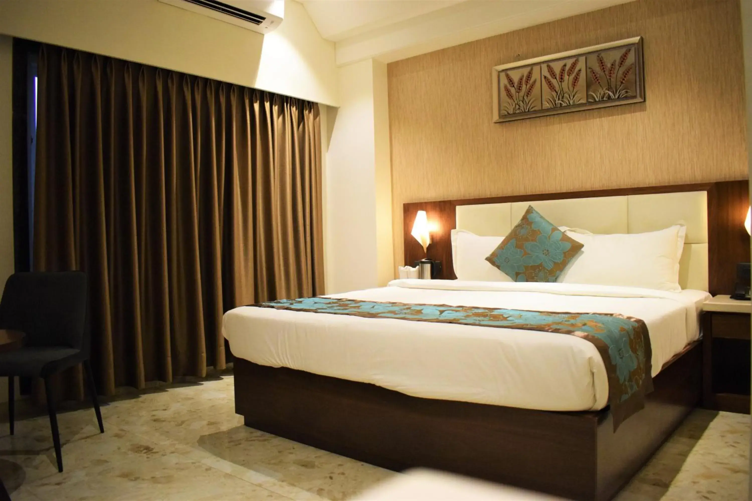 Double Room with Balcony in Hotel The Grand Chittor, Chittorgarh Double Room with Balcony in Hotel The Grand Chittor, Chittorgarh