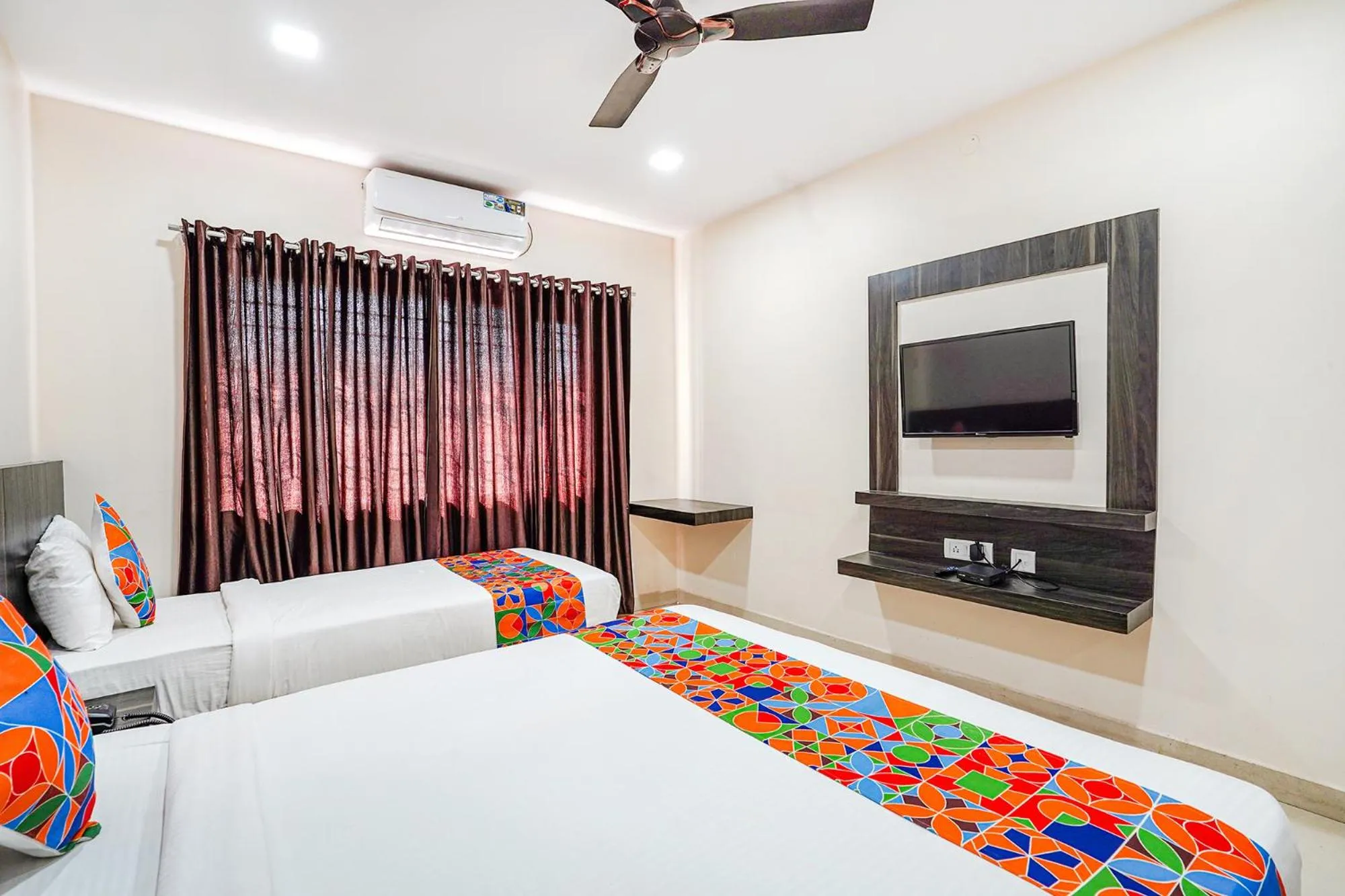 Bed in FabHotel Rove Inn & Suites - Nr Thammenahalli Village