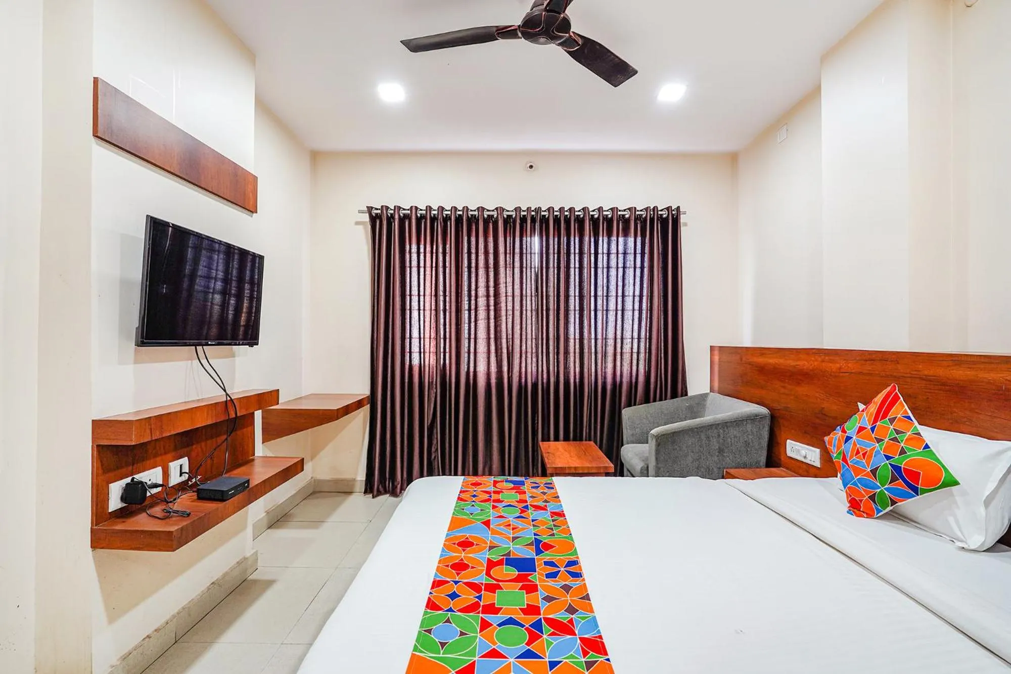 Bed in FabHotel Rove Inn & Suites - Nr Thammenahalli Village