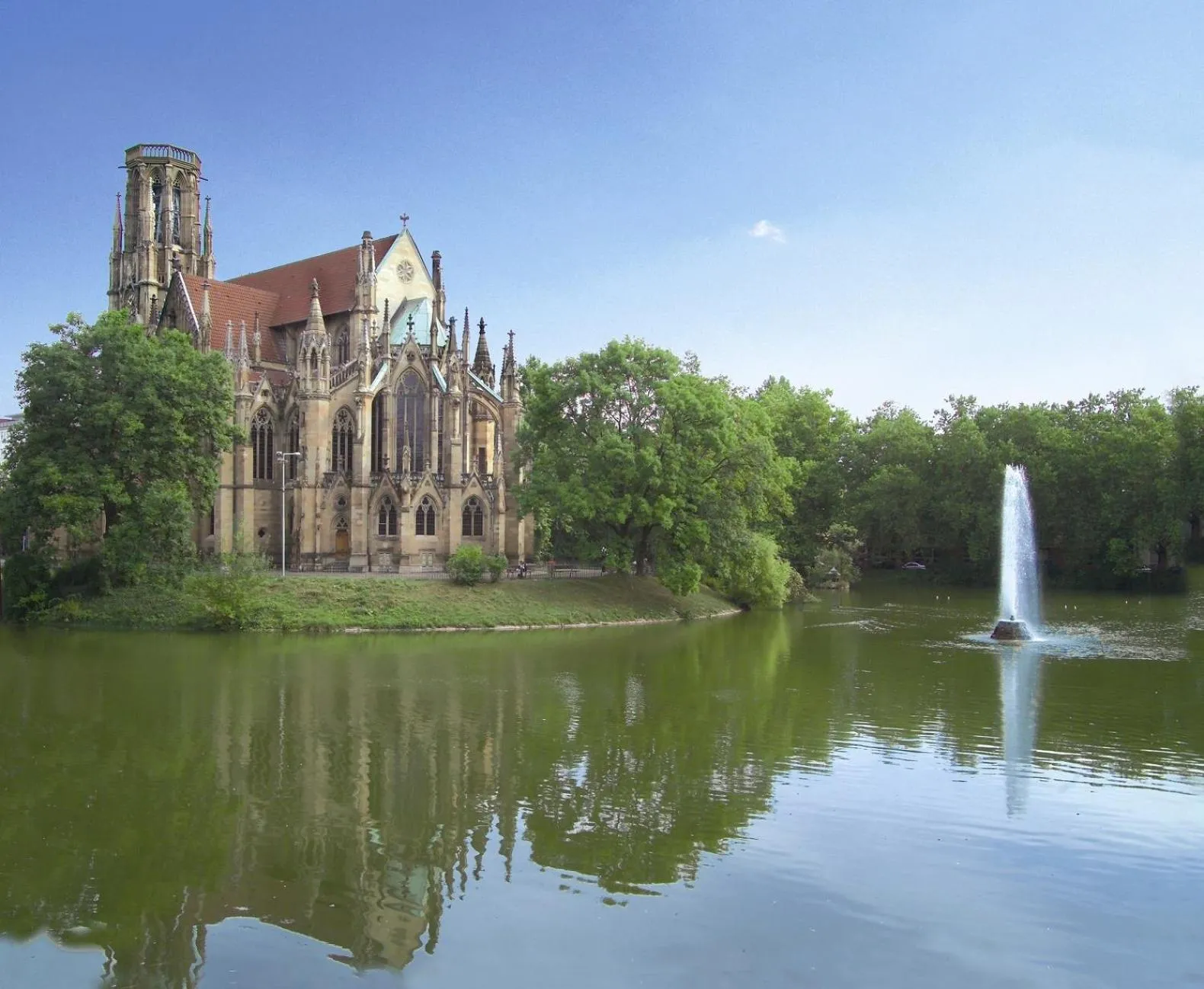 Area and facilities in Hotel am Feuersee