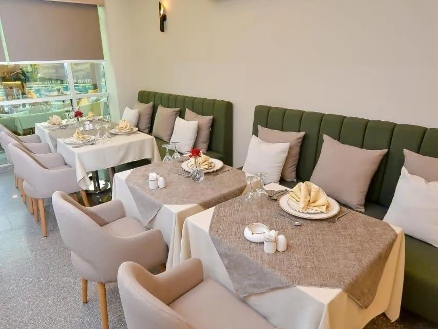 Paradise Home City Stars