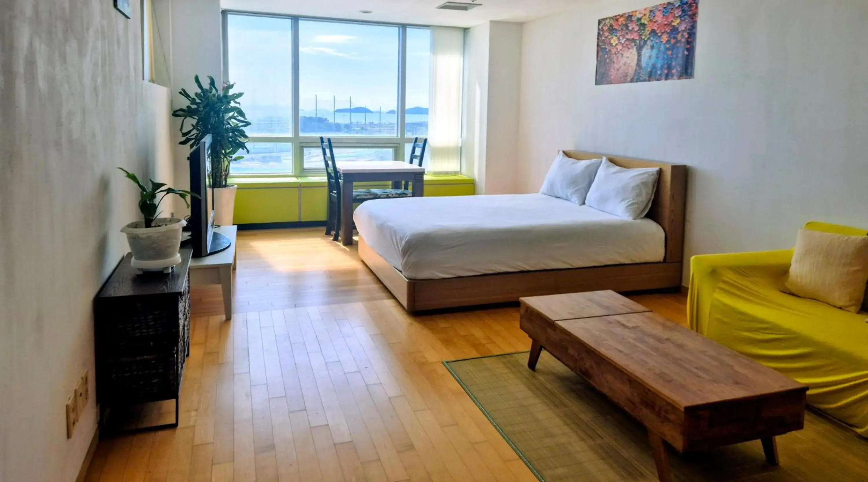 One-Bedroom Apartment in Cozy - Experience Home like Comfort Studio One-Bedroom Apartment in Cozy - Experience Home like Comfort Studio