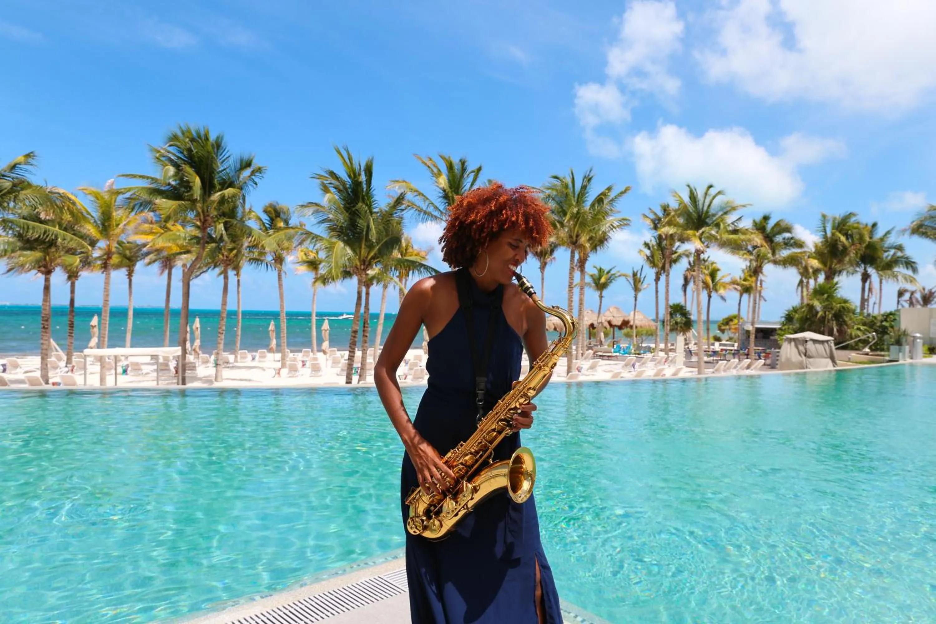 Swimming pool in Garza Blanca Resort & Spa Cancun