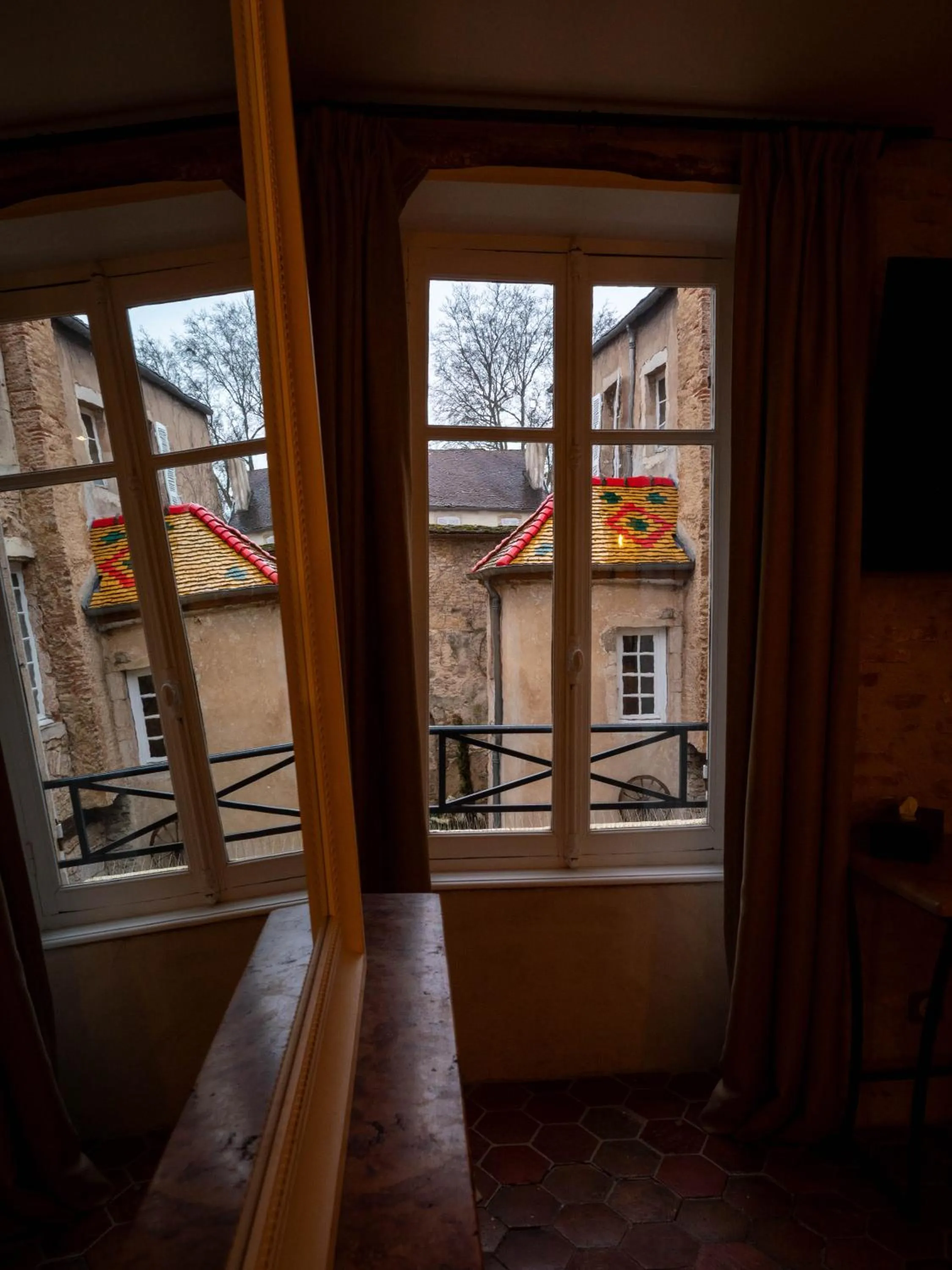 Garden view in Les Remparts Hôtels et Demeures Historiques
