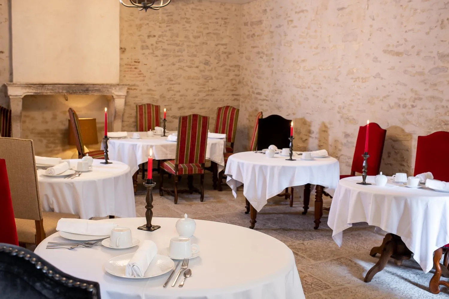 Breakfast in Les Remparts Hôtels et Demeures Historiques