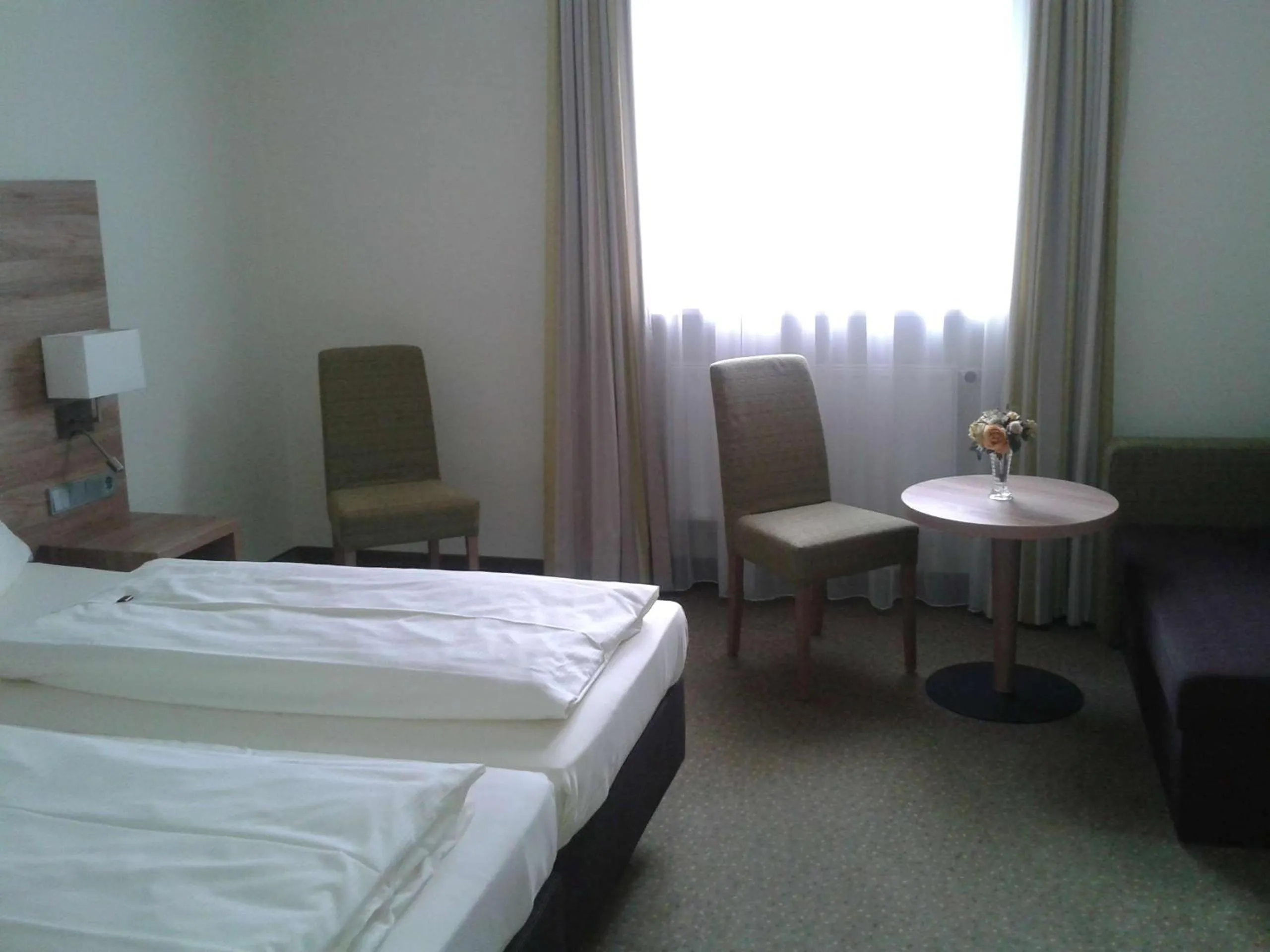 Bed in Hotel Jedermann