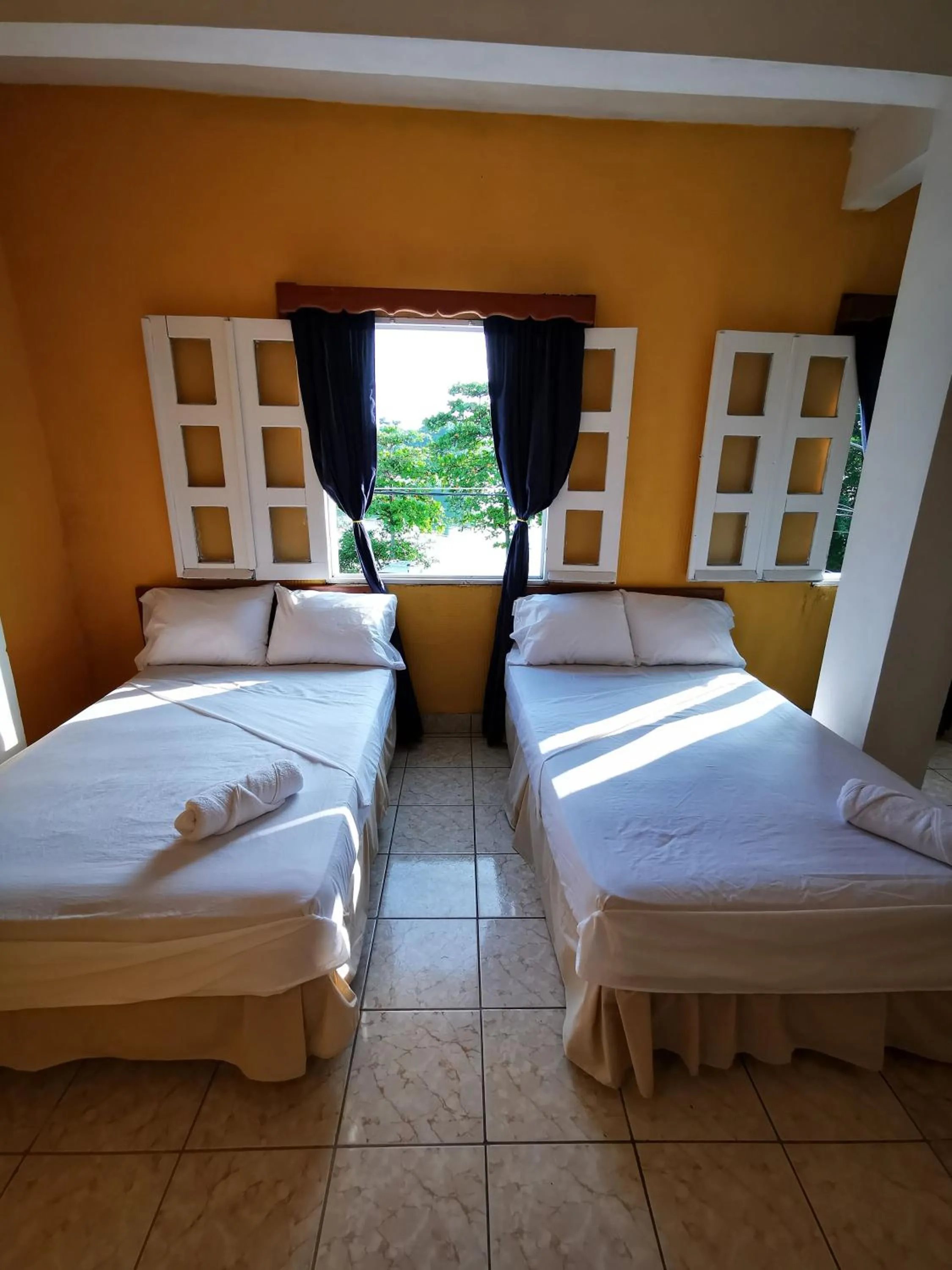 Bedroom, Bed in Natz Hotel