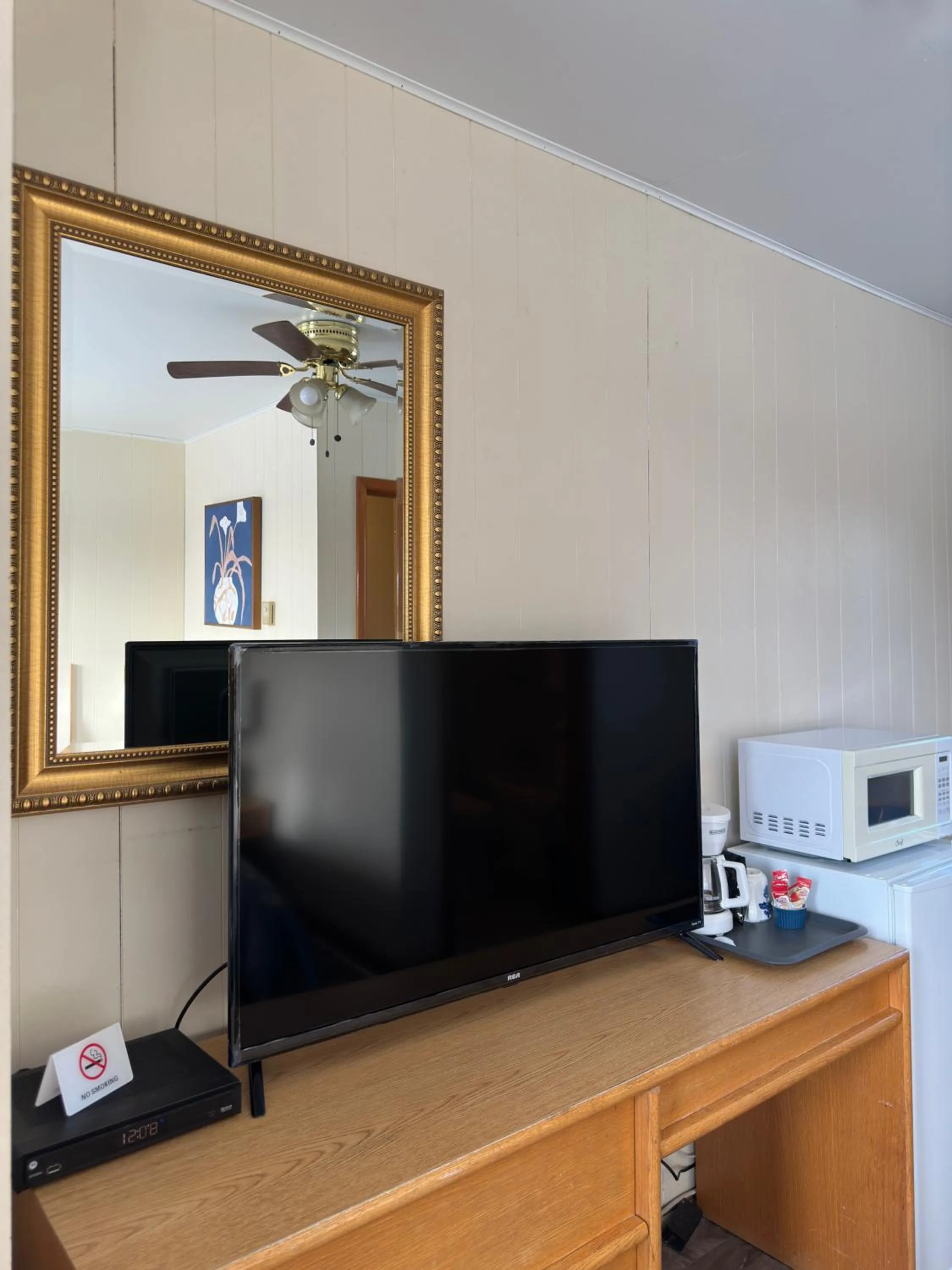 Town and Country Motel