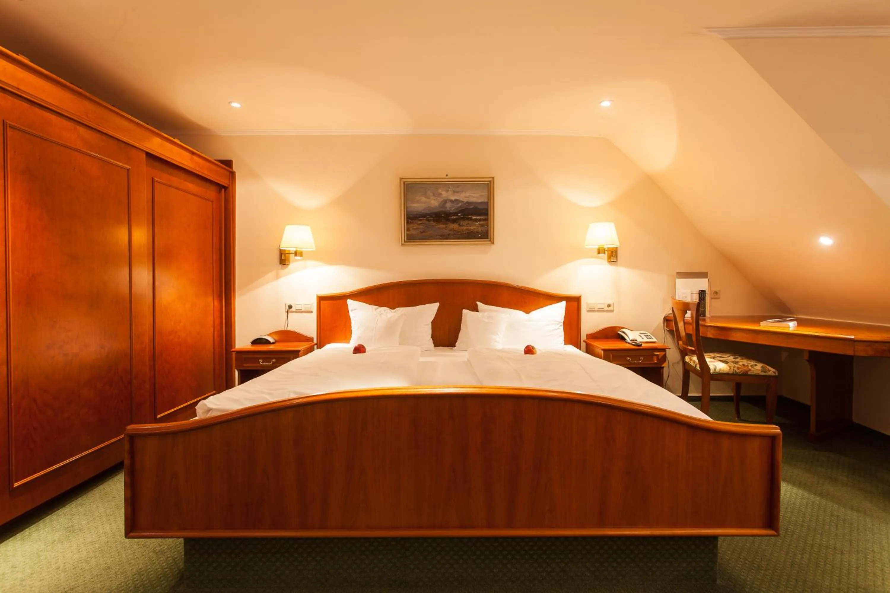 Photo of the whole room, Bed in Romantik Hotel zur Sonne