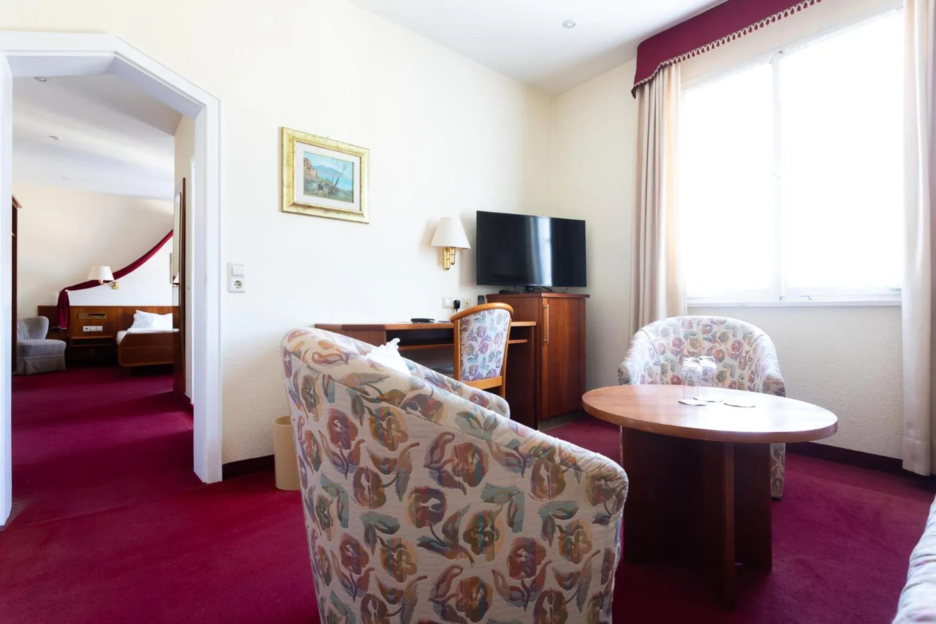 Living room, Bed in Romantik Hotel zur Sonne