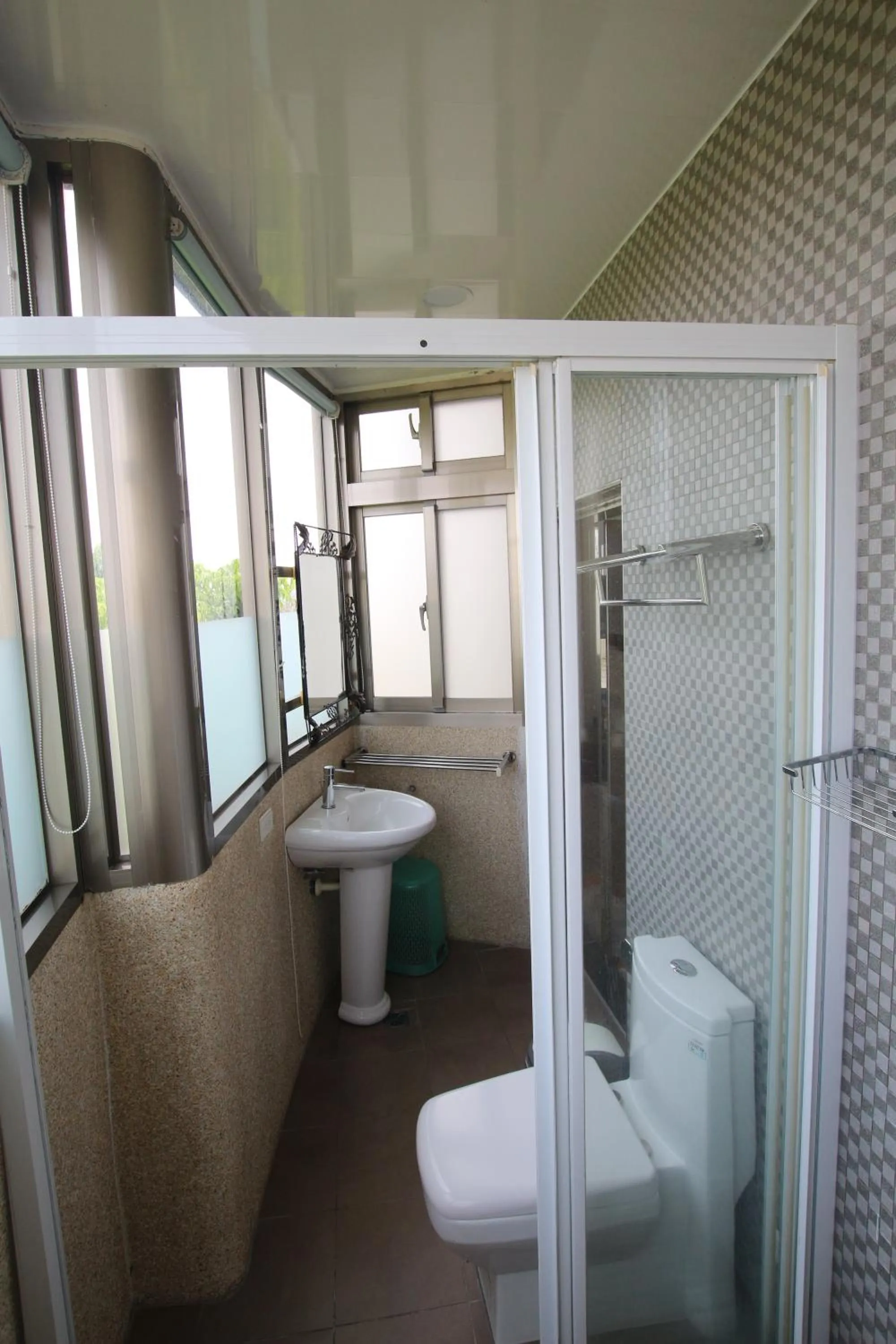 Shower in Yilan Pine Villa Homestay