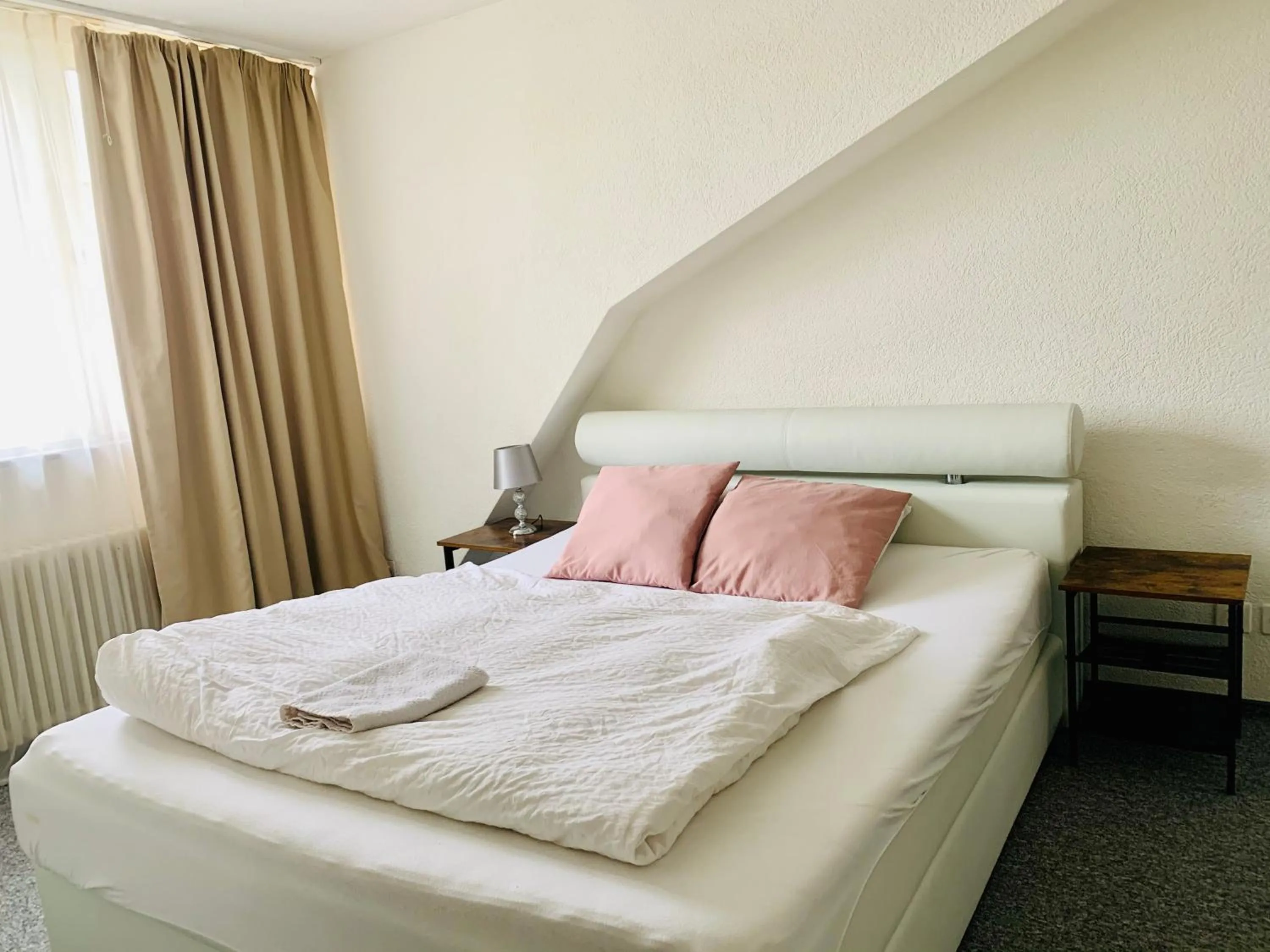 Bed in Swiss Hotel Krummen Eich Pratteln Free Parking