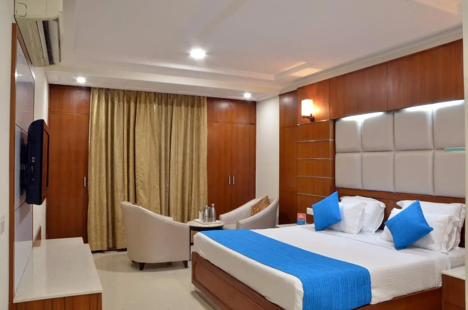 Bedroom, Bed in Hotel Bhoomivilas Bedroom, Bed in Hotel Bhoomivilas