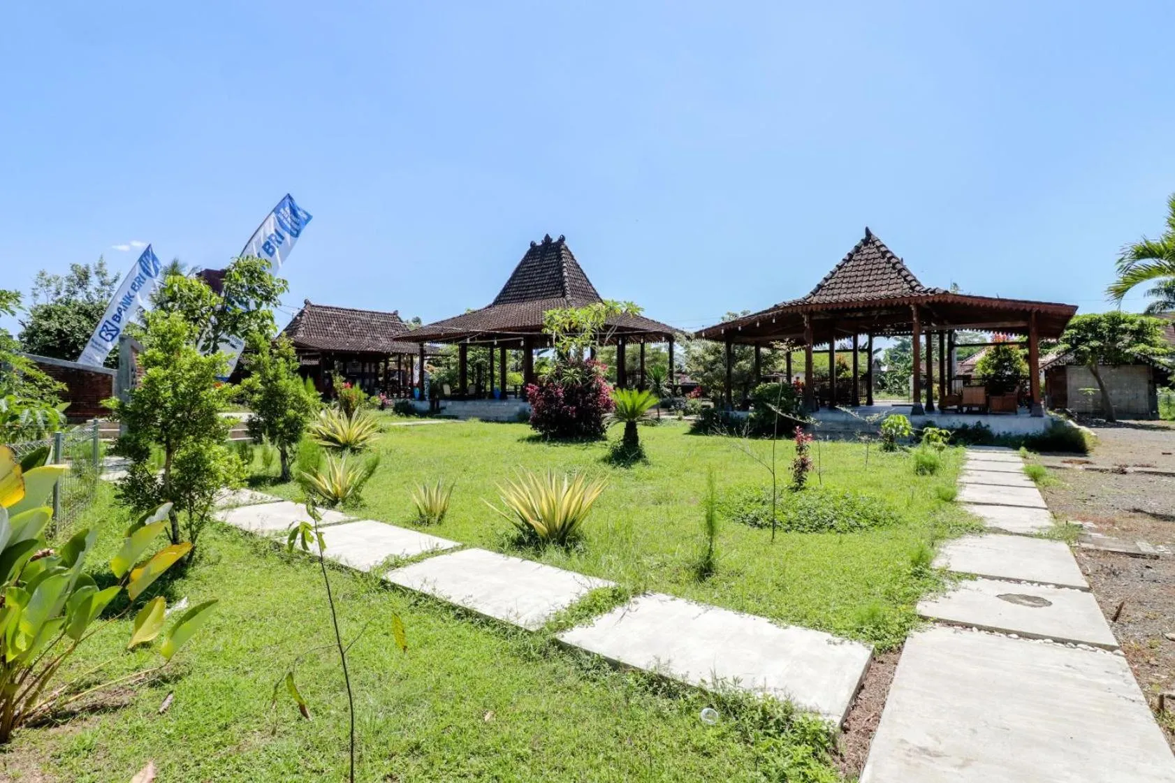 Property building in Balkondes Duta Menoreh