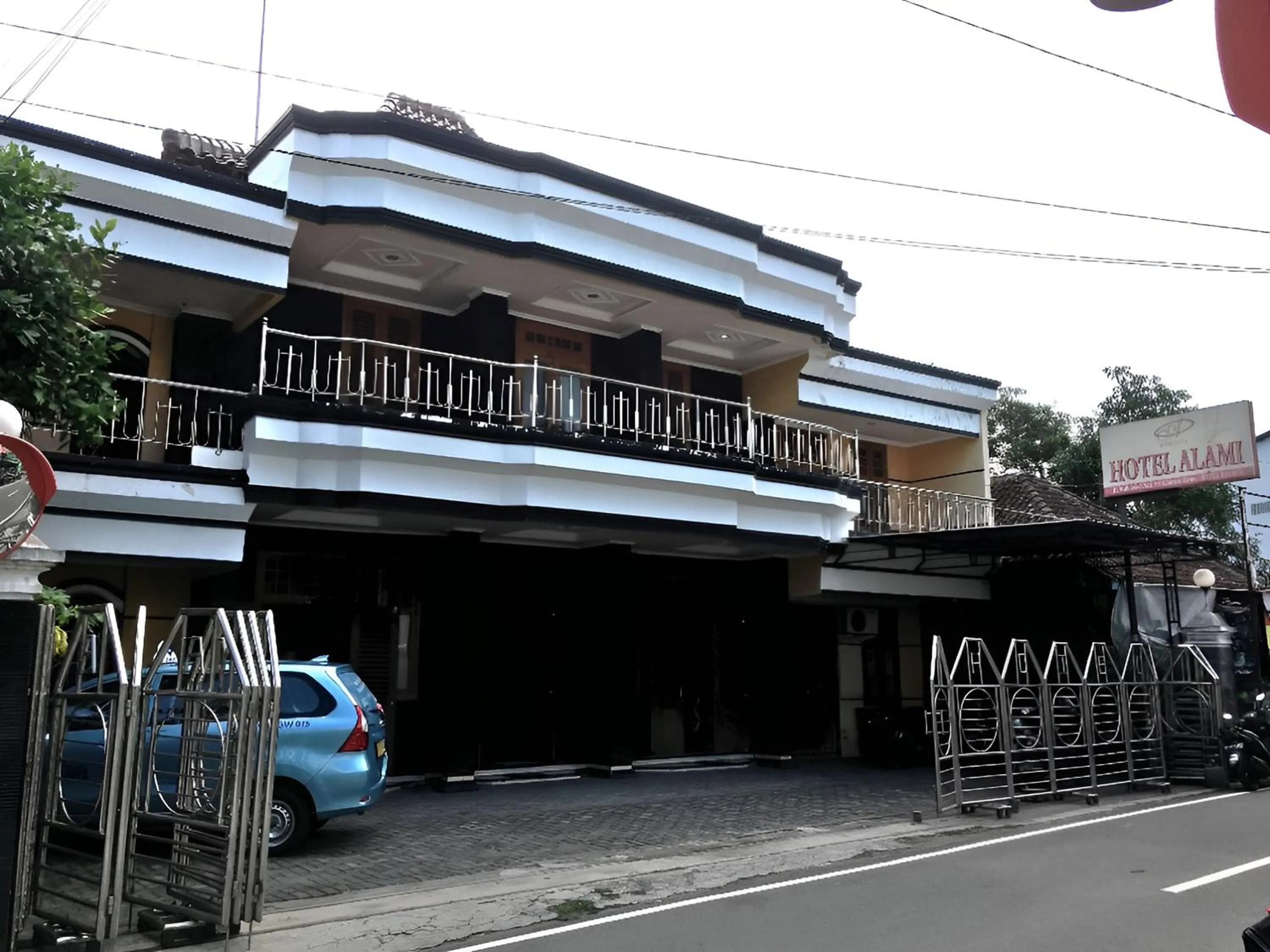 Property building in Hotel Alami near Alun-Alun Klaten