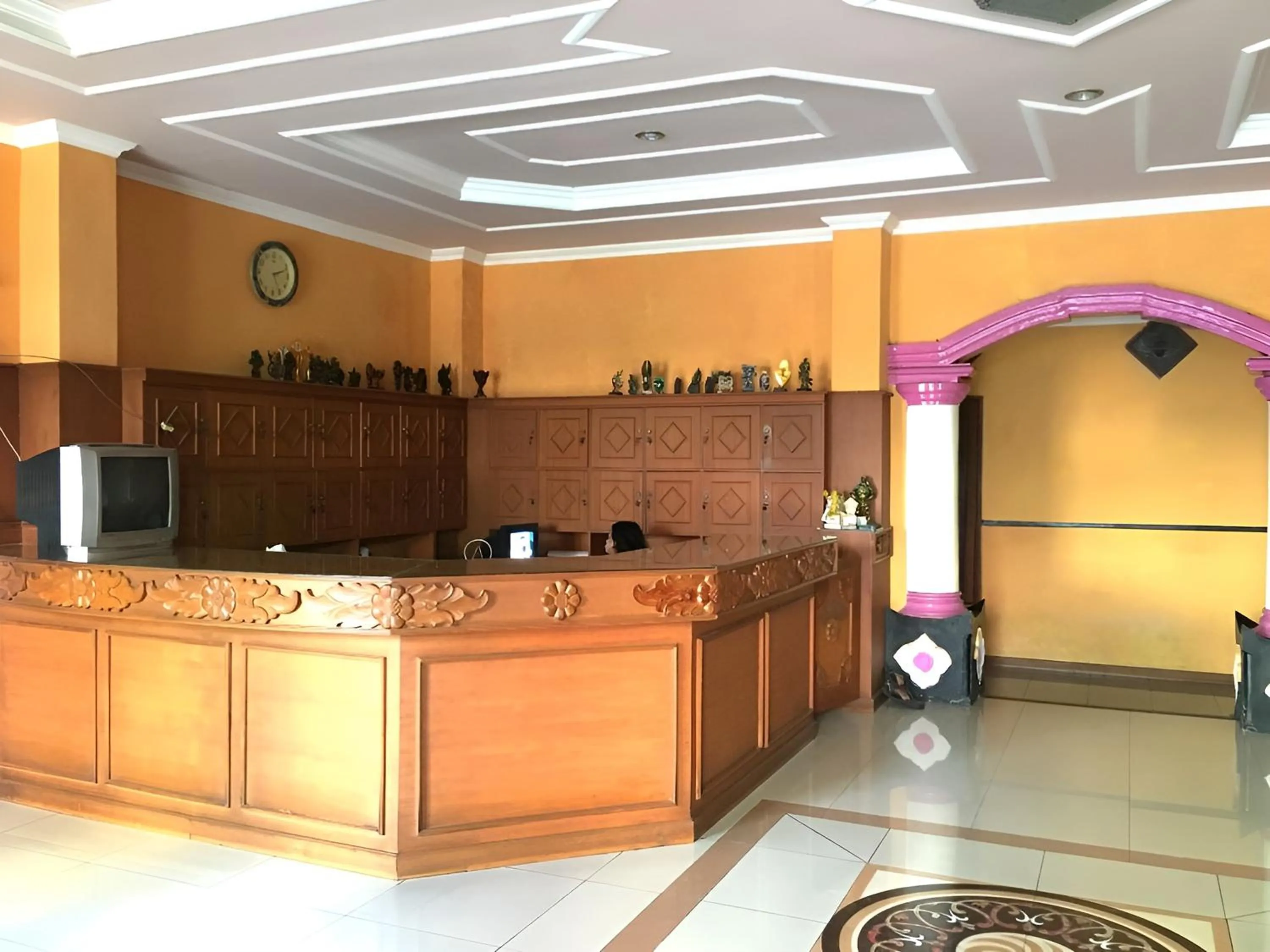 Lobby or reception in Hotel Alami near Alun-Alun Klaten