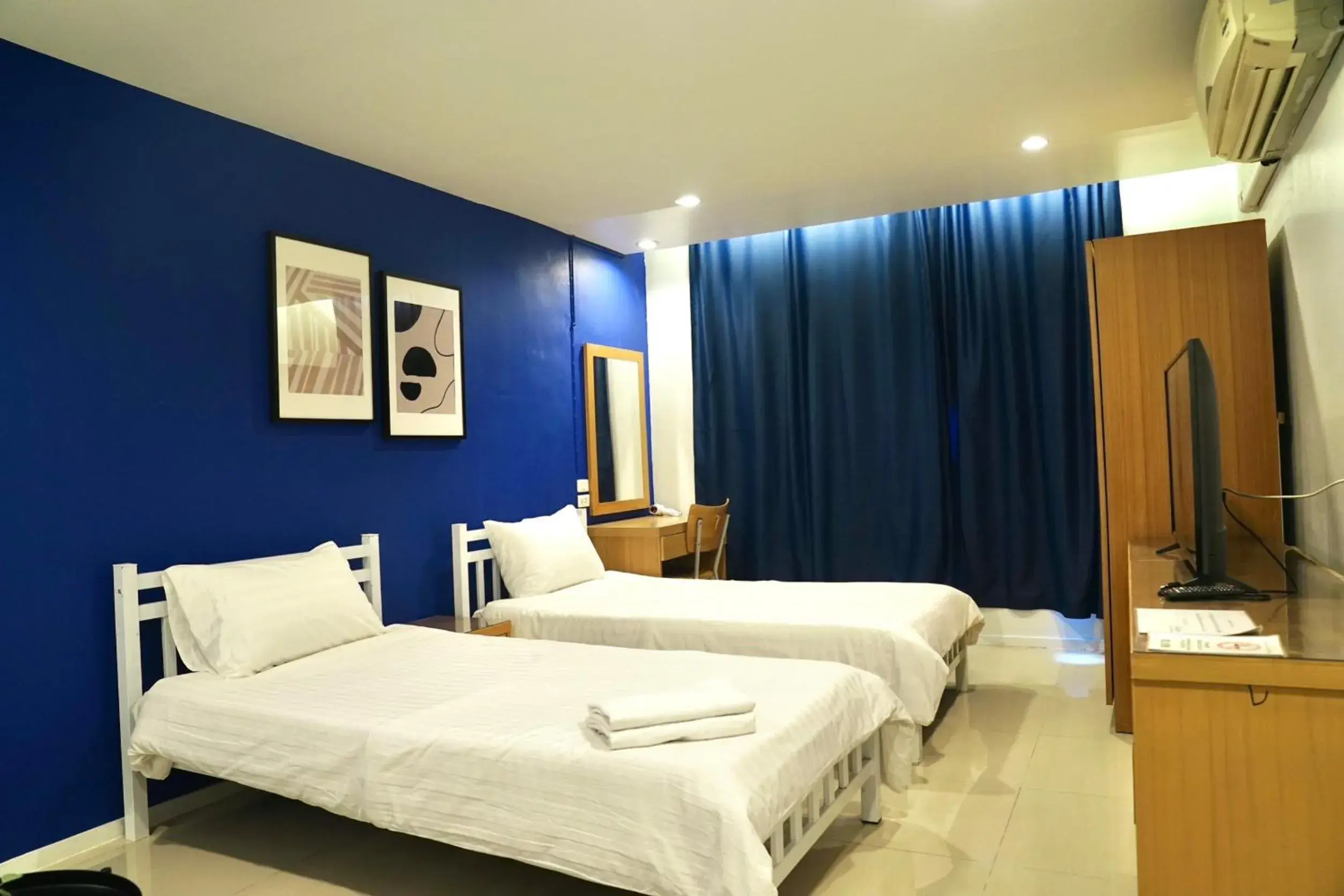 Deluxe Twin Room in The View Residence Deluxe Twin Room in The View Residence