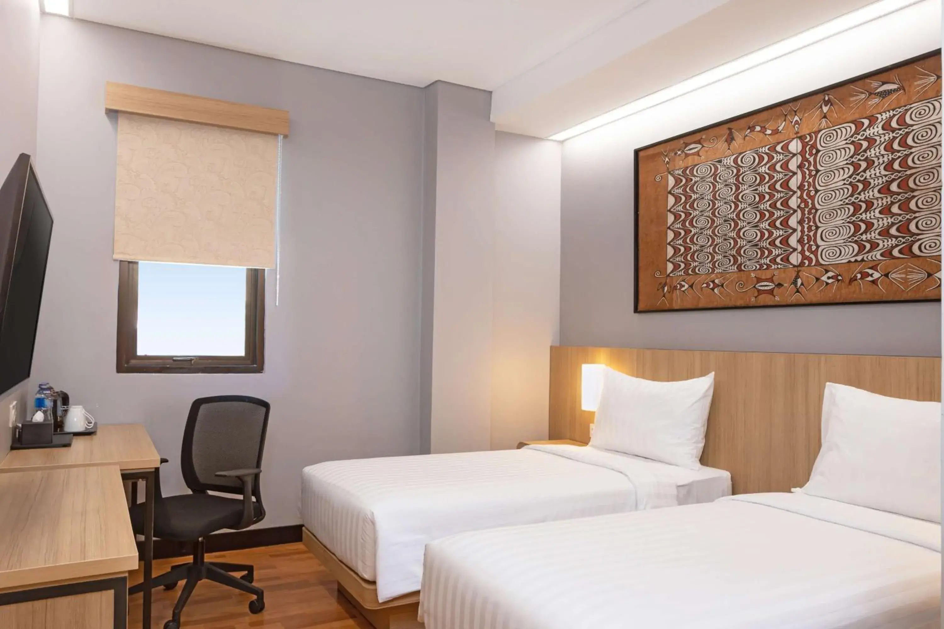 Superior Twin Room with Shower Only - Non-Smoking in BATIQA Hotel Jayapura Superior Twin Room with Shower Only - Non-Smoking in BATIQA Hotel Jayapura