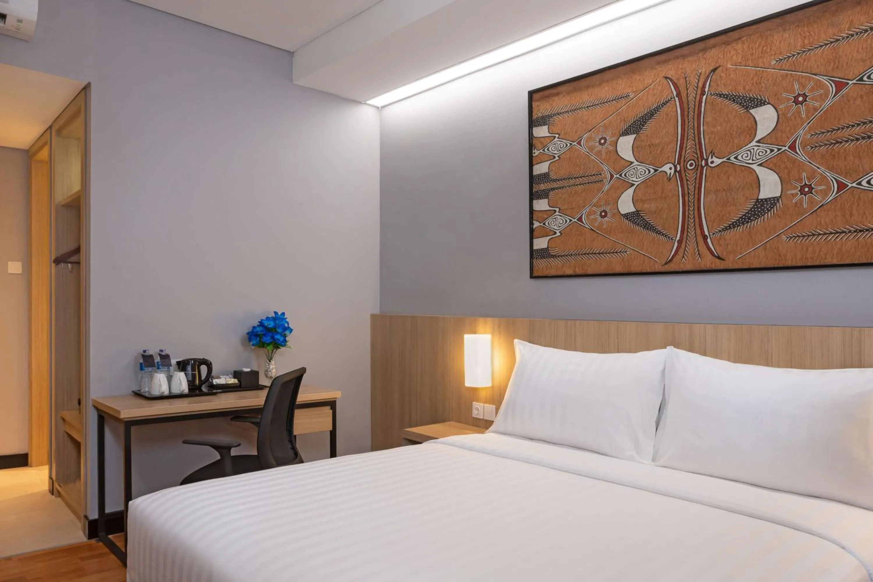 Bedroom, Bed in BATIQA Hotel Jayapura