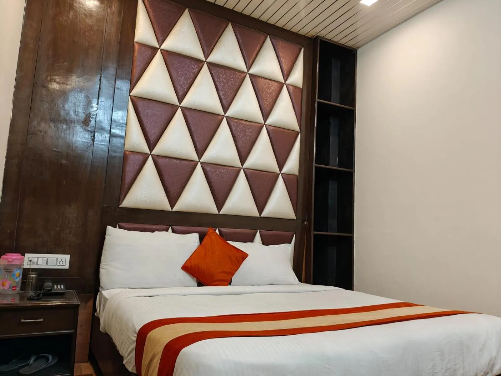 Bed in TRPOTELS Sudarshan