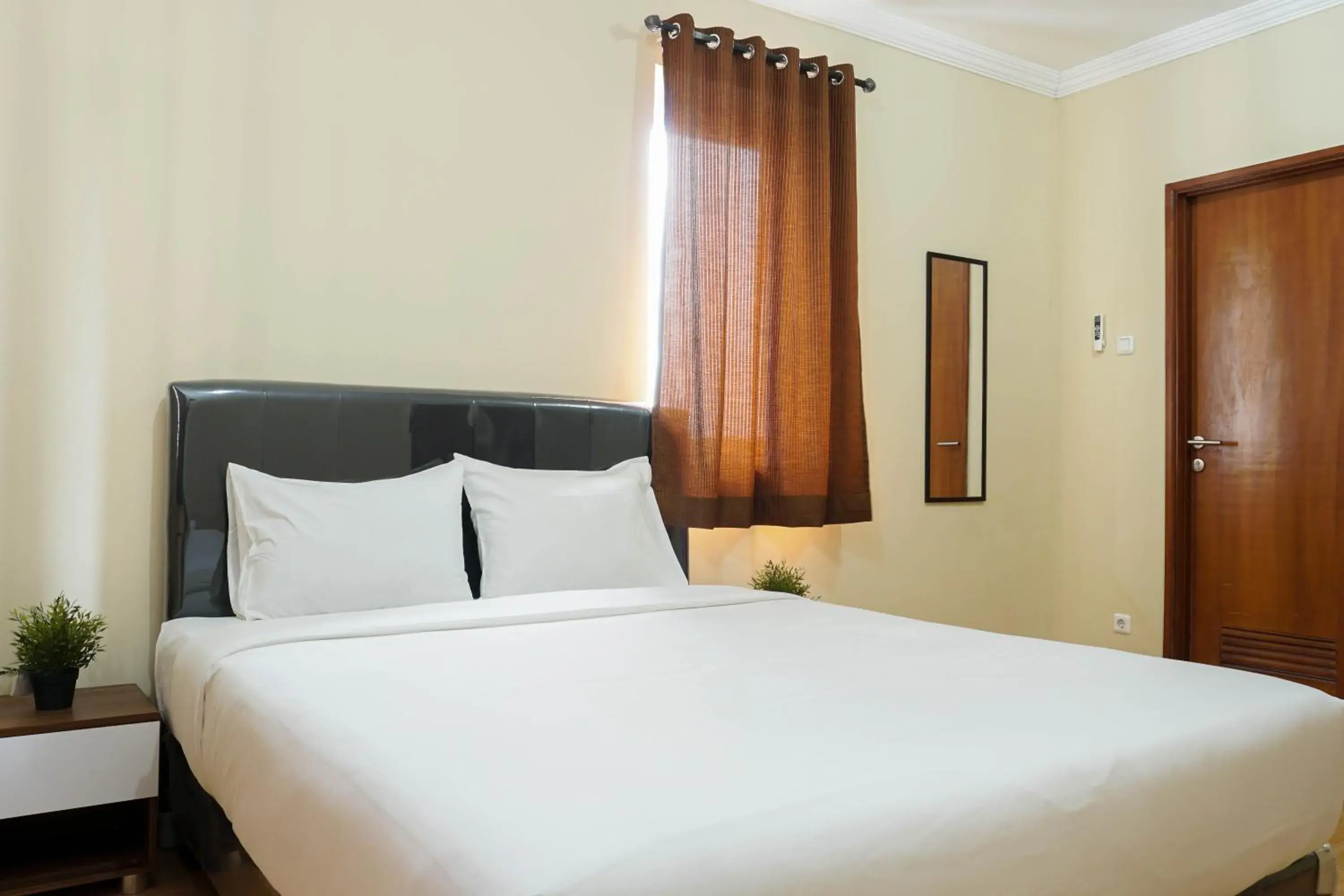Three-Bedroom Apartment in Spacious 3BR Residence at Grand Palace Kemayoran Apartment By Travelio Three-Bedroom Apartment in Spacious 3BR Residence at Grand Palace Kemayoran Apartment By Travelio