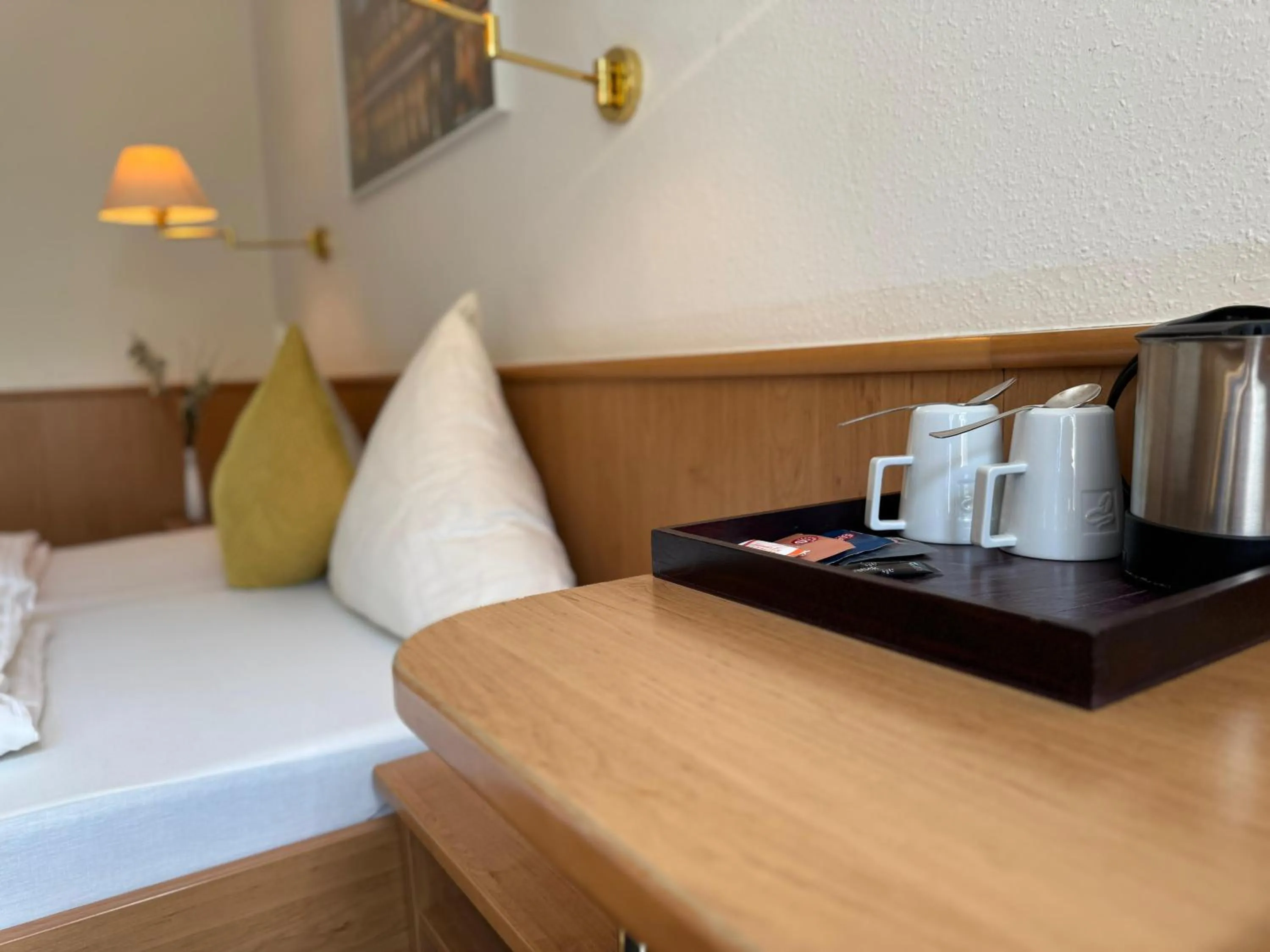 Bed in Mirage City Hotel Stuttgart Zentrum