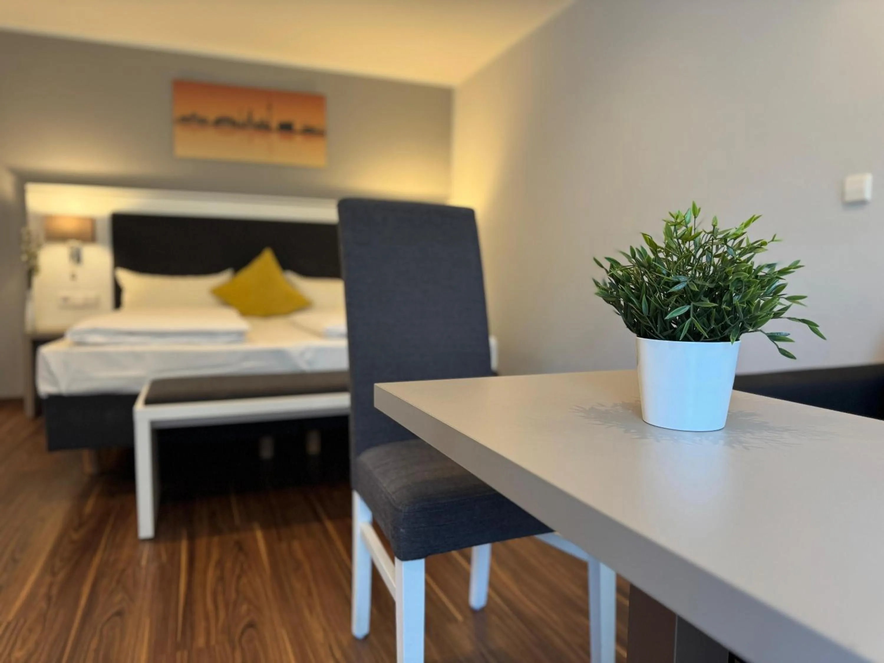 Bed in Mirage City Hotel Stuttgart Zentrum