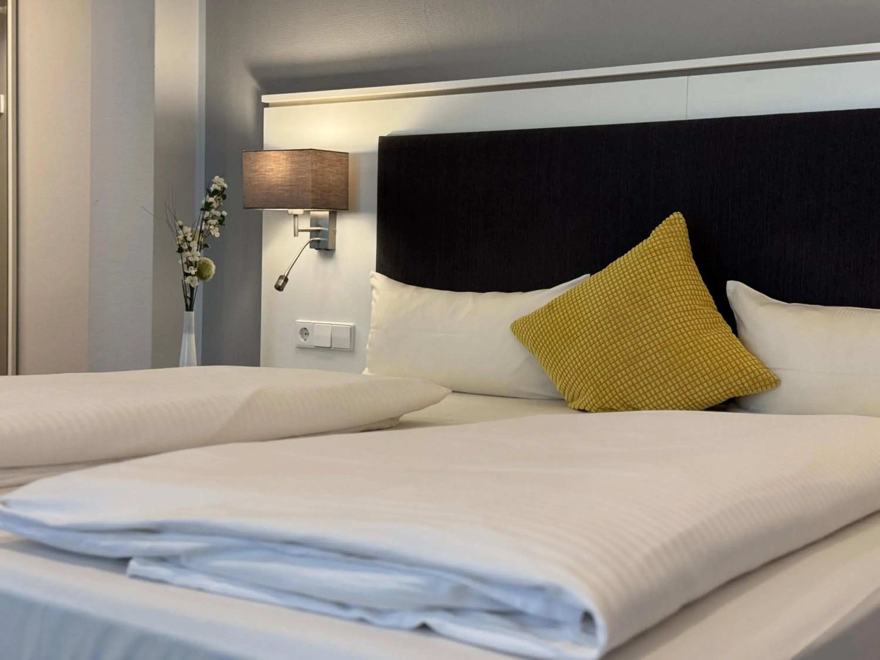 Superior Double Room in Mirage City Hotel Stuttgart Zentrum Superior Double Room in Mirage City Hotel Stuttgart Zentrum